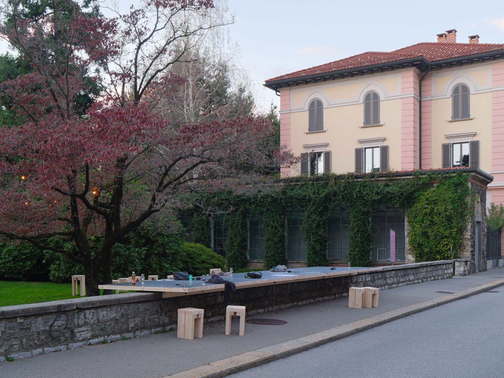 Installation Border-Crossing