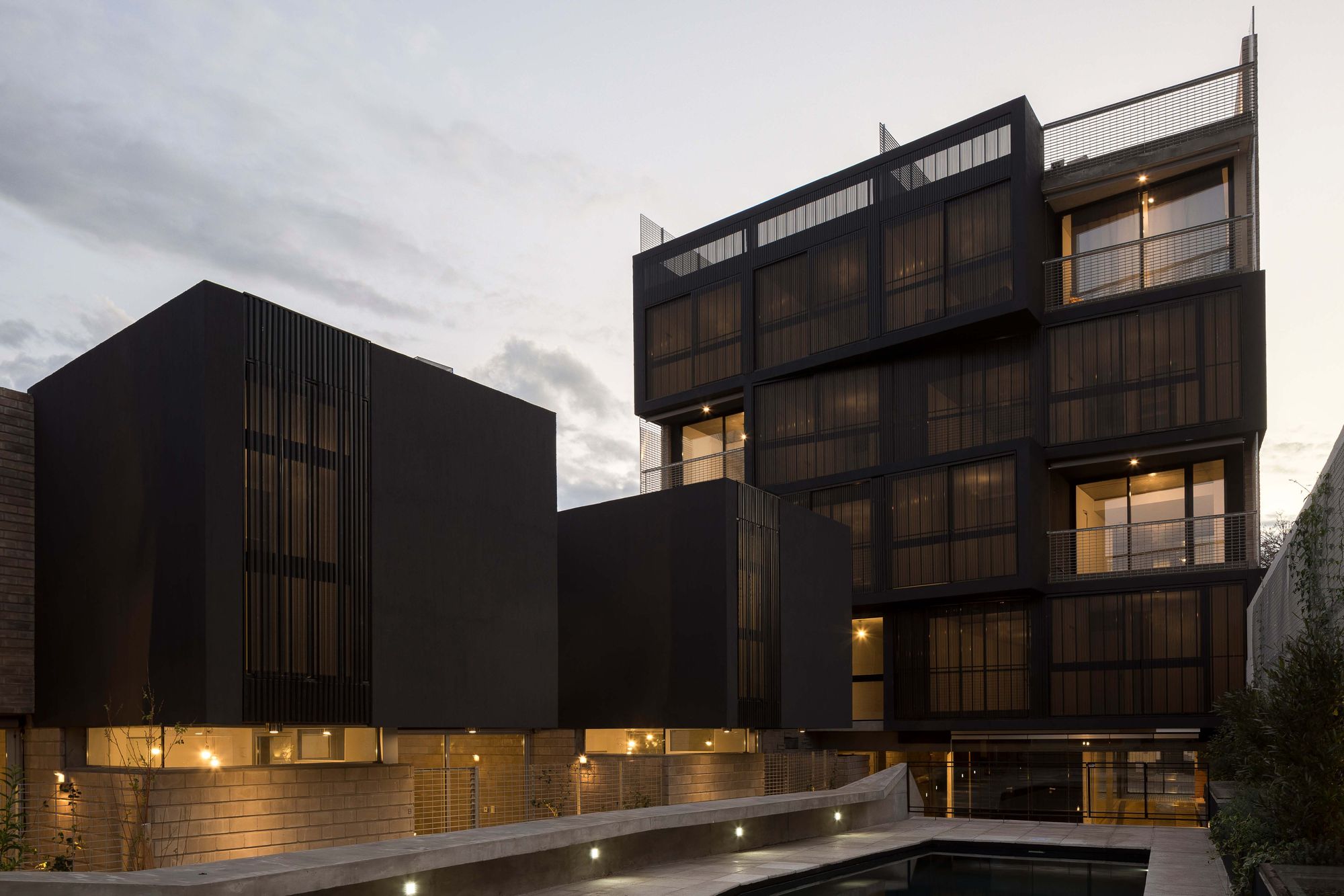 Pichincha Hybrid Housing Complex