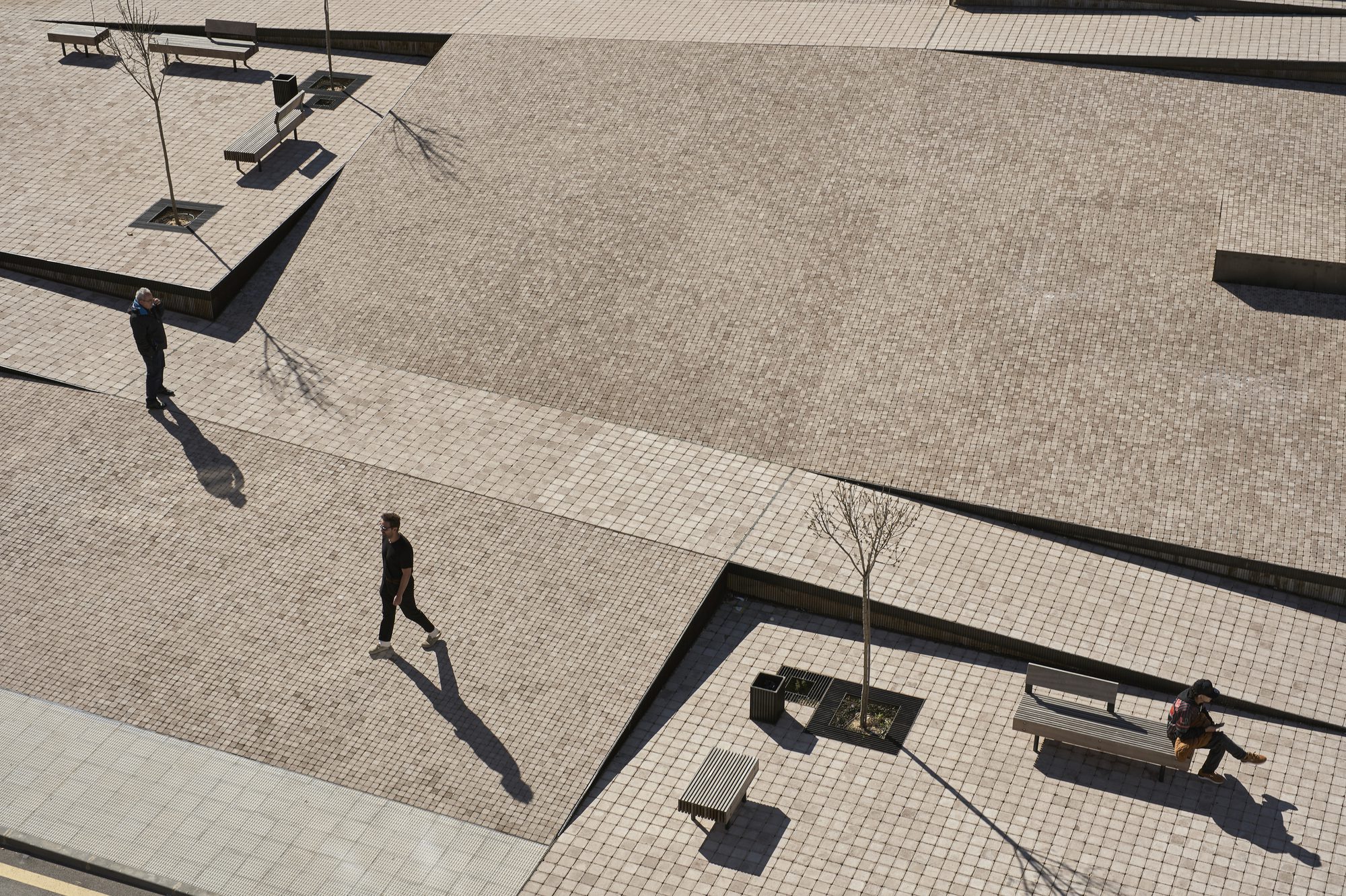 Zarrón Square