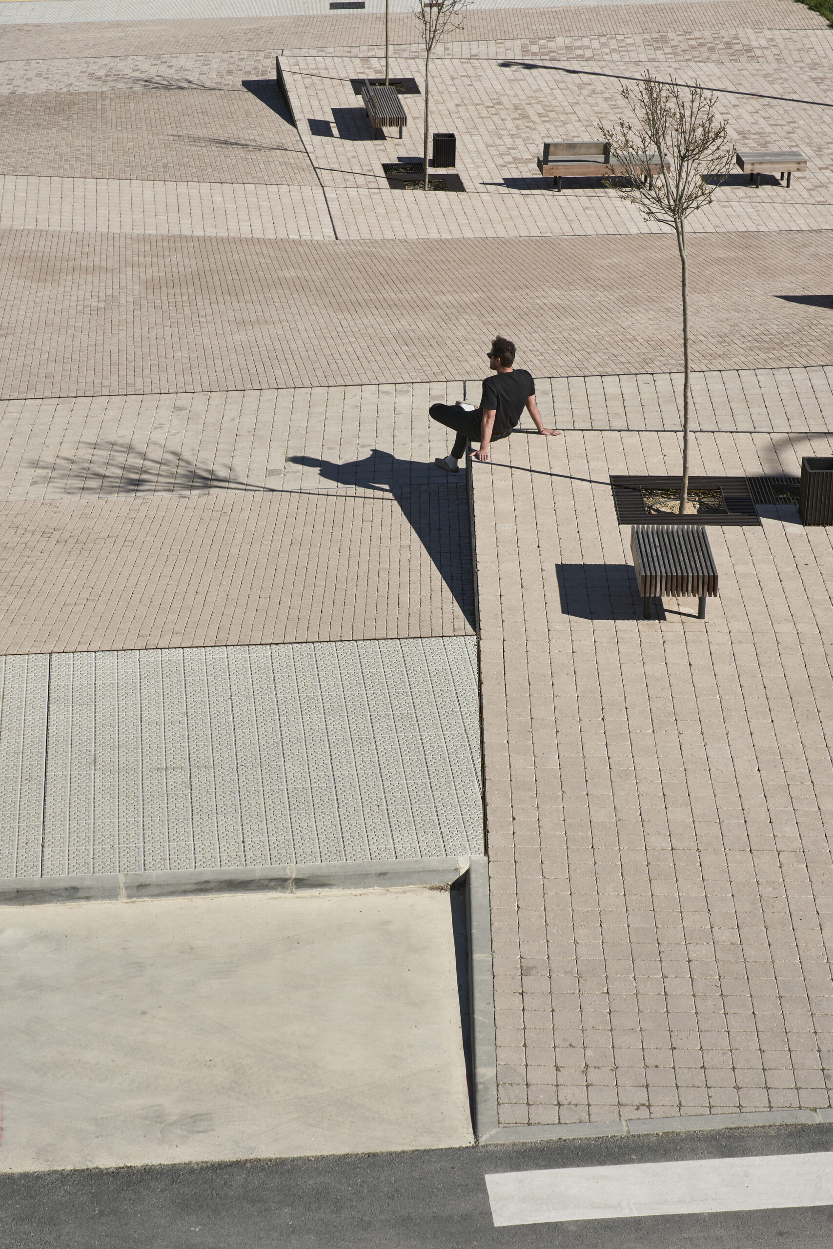 Zarrón Square