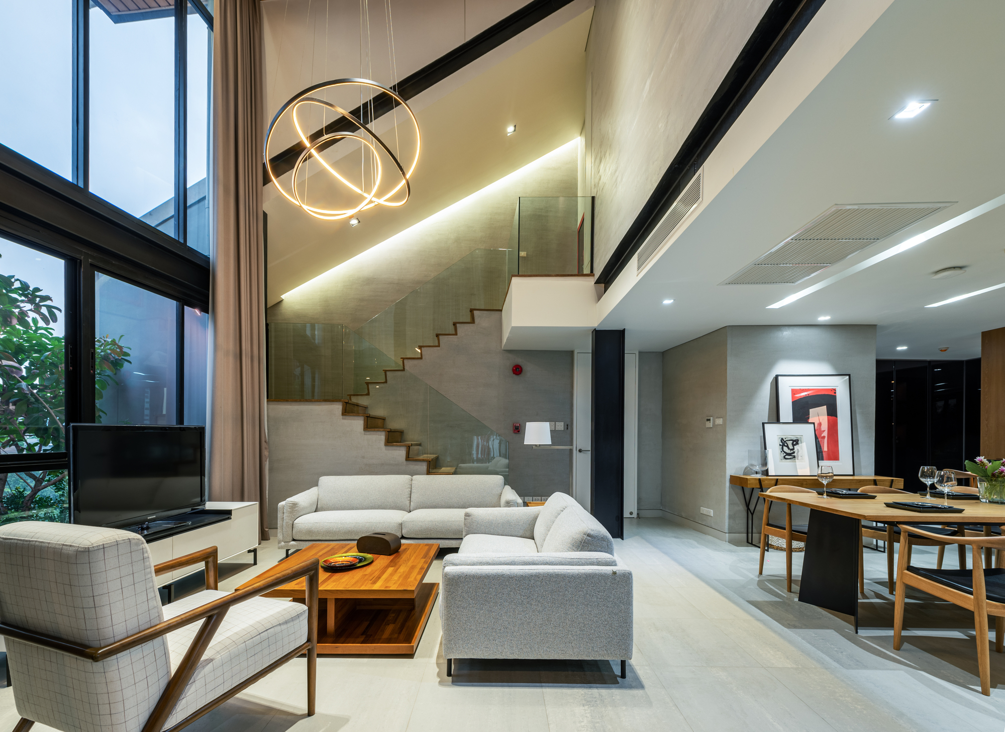 District 8 Home & Office