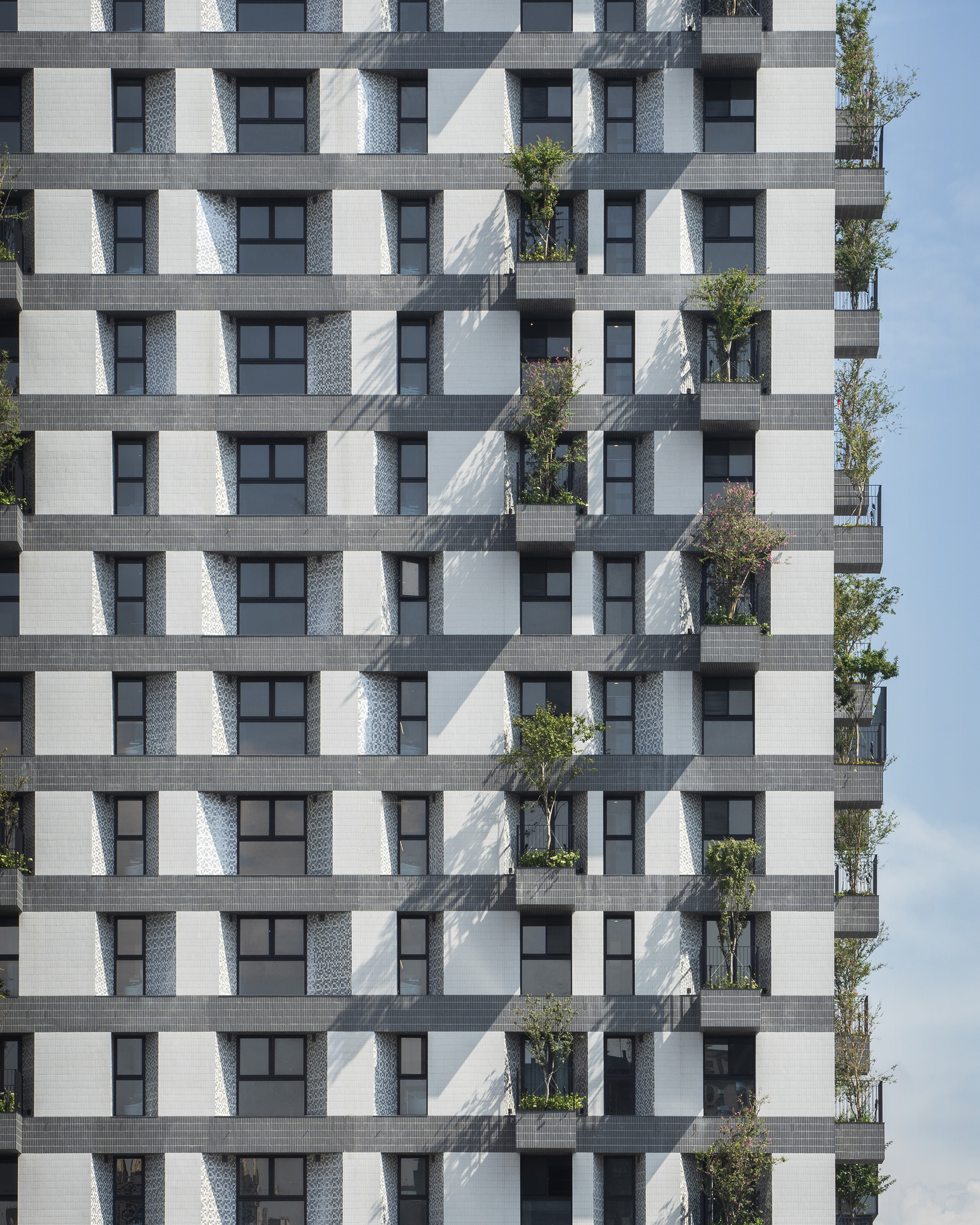 Sky Green Residential & Retail Tower