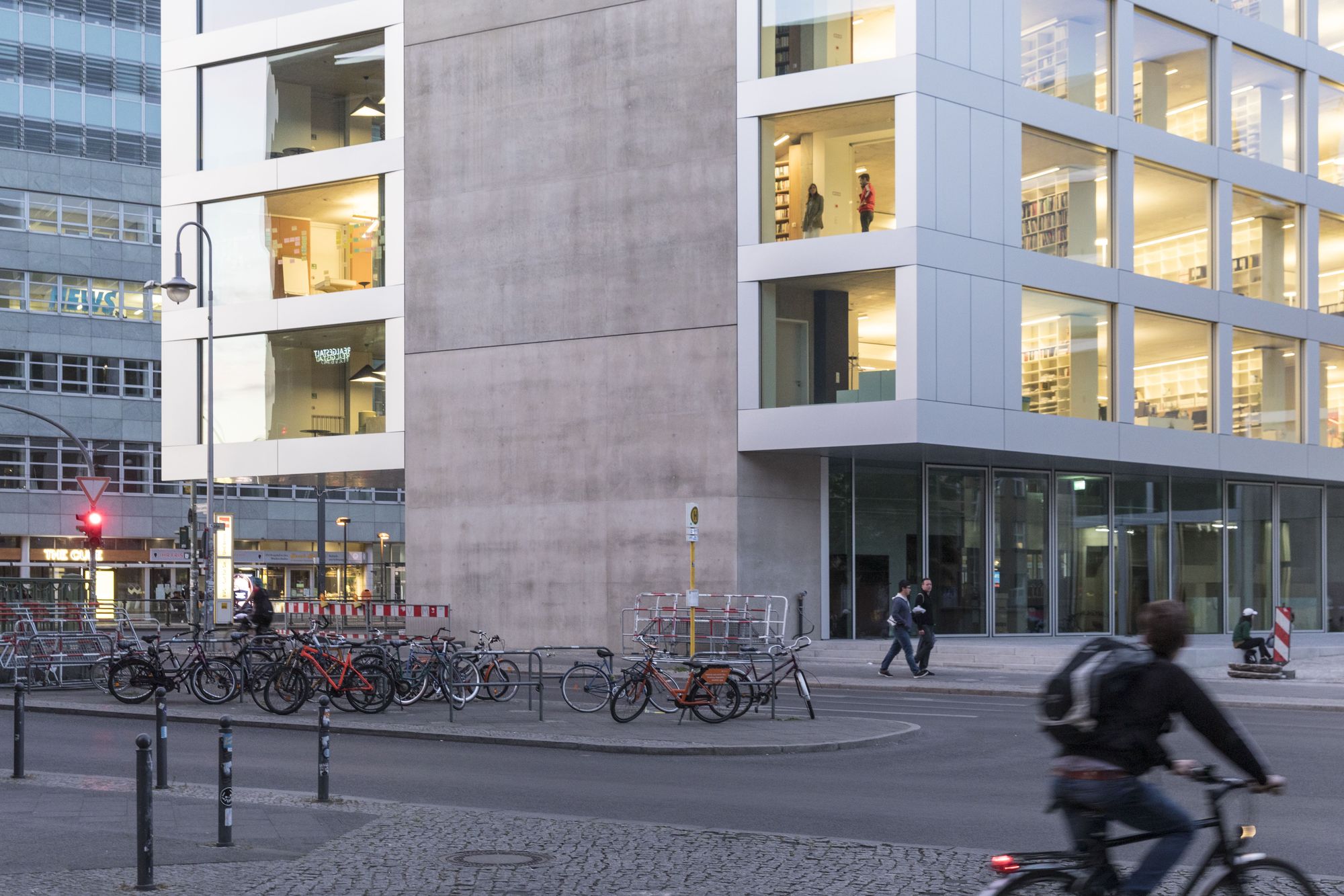 Suhrkamp Ensemble Offices