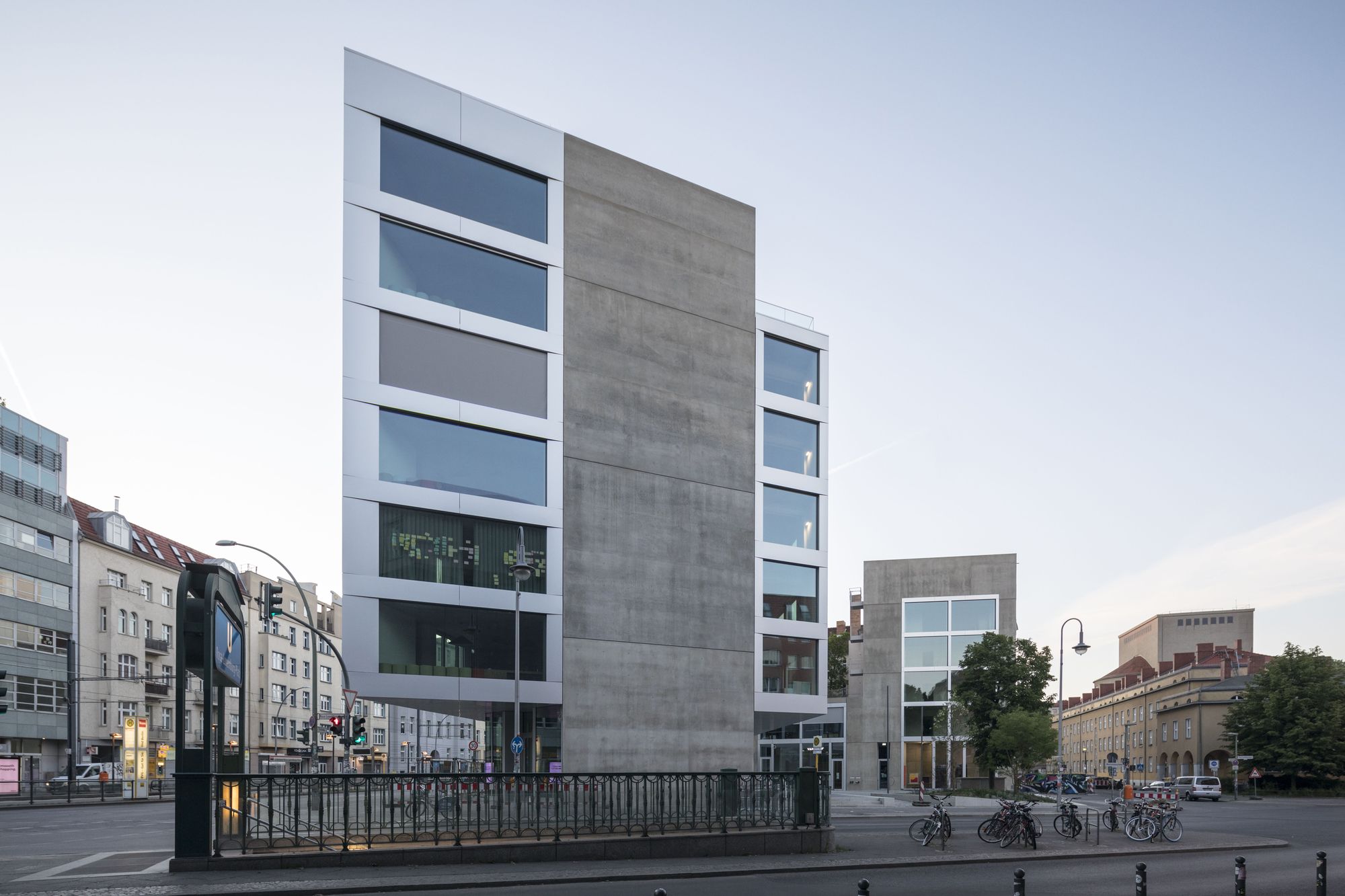 Suhrkamp Ensemble Offices