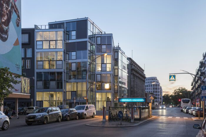 Building Community Kurfürstenstrasse | June-14 Meyer-Grohbrügge & Chermayeff