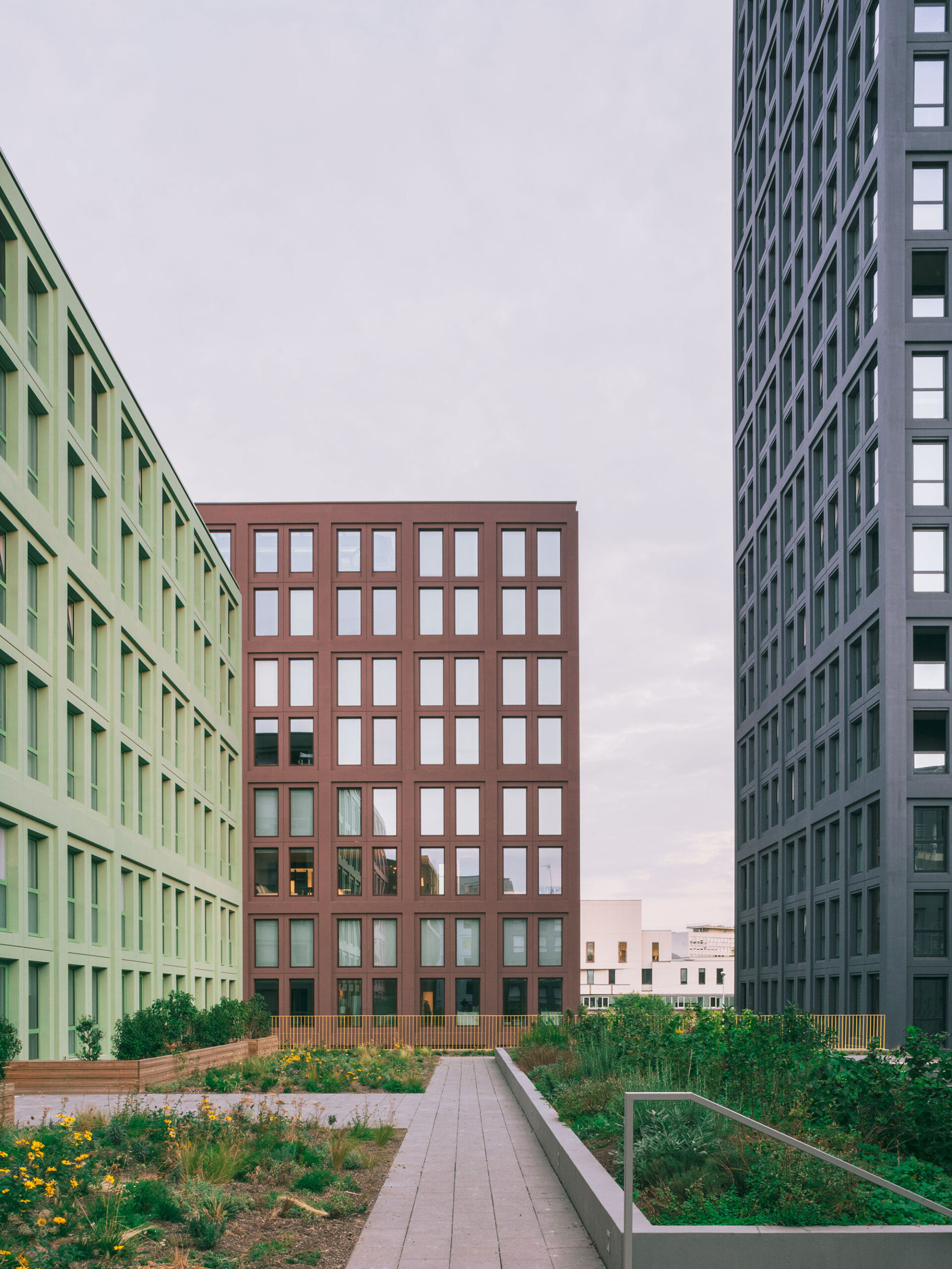 NOLISTRA Housing