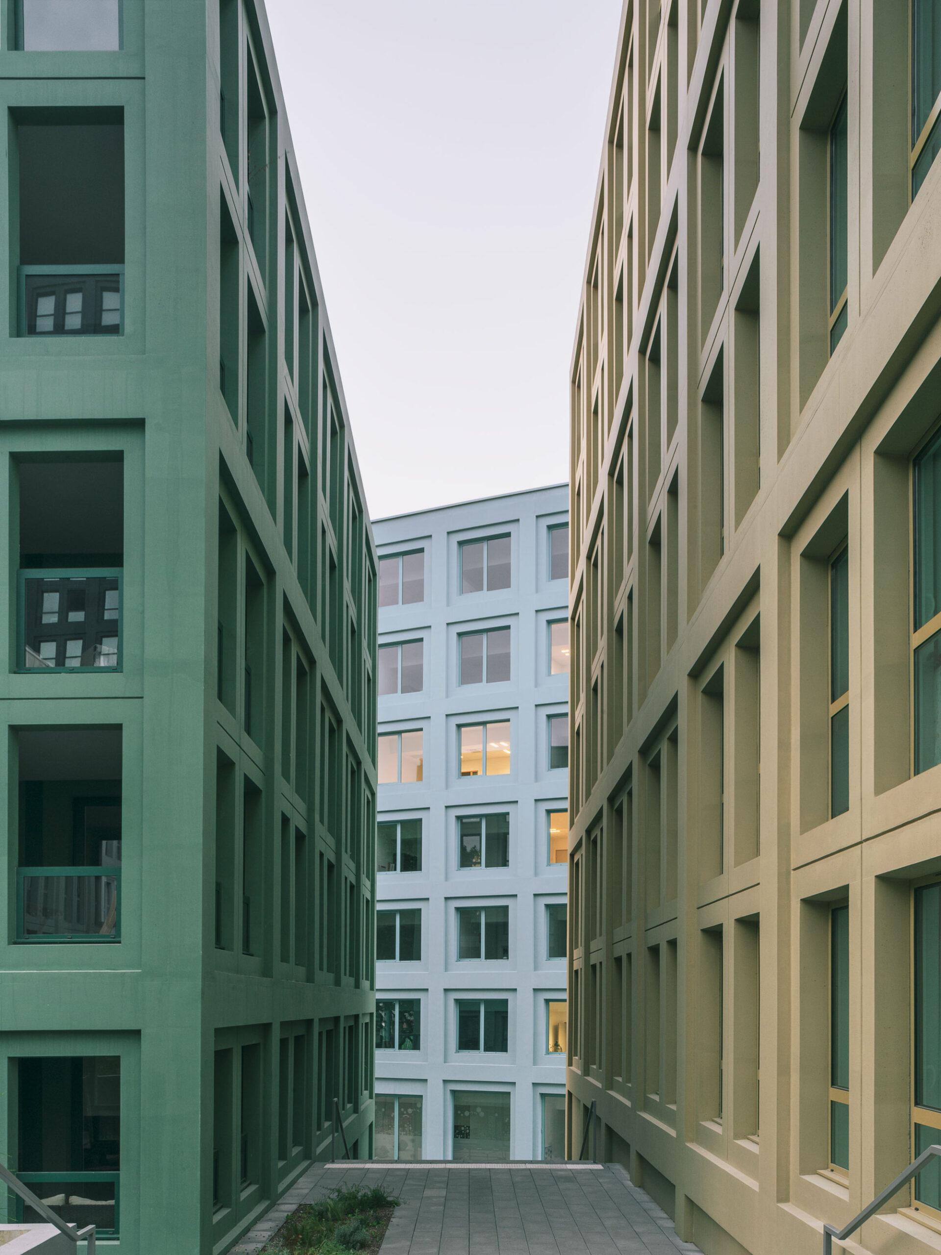NOLISTRA Housing