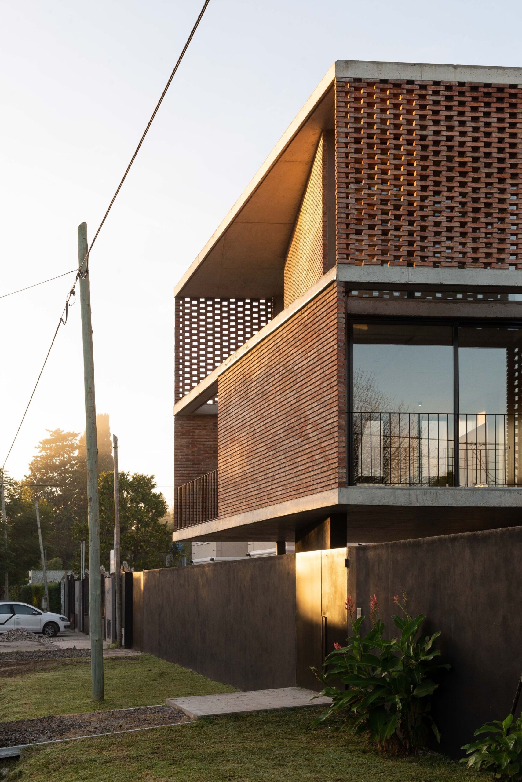5 Houses