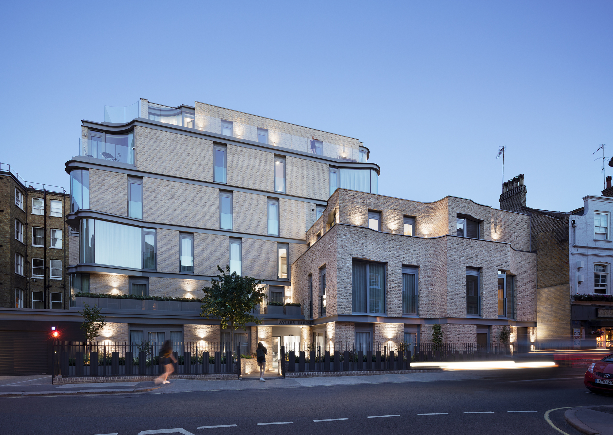 IV Castel Lane Apartments