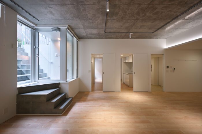 © Nacasa & Partners Inc.3