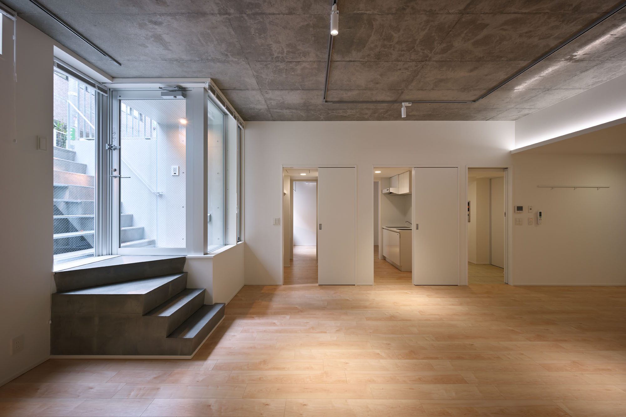 © Nacasa & Partners Inc.3