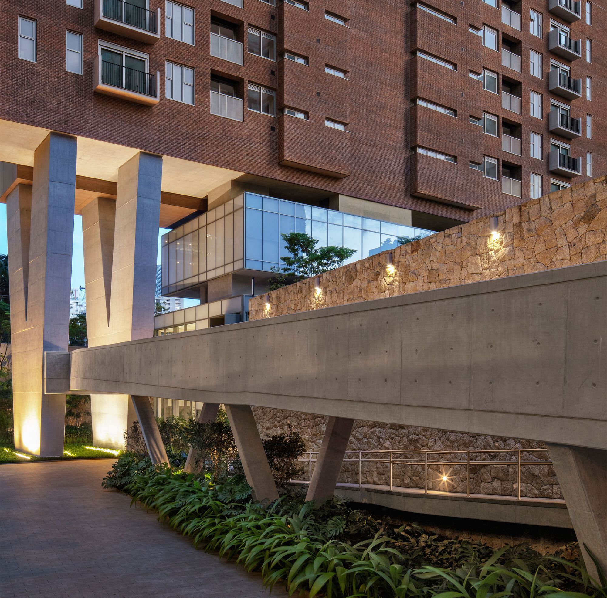 Casa Brasileira Itaim Residential