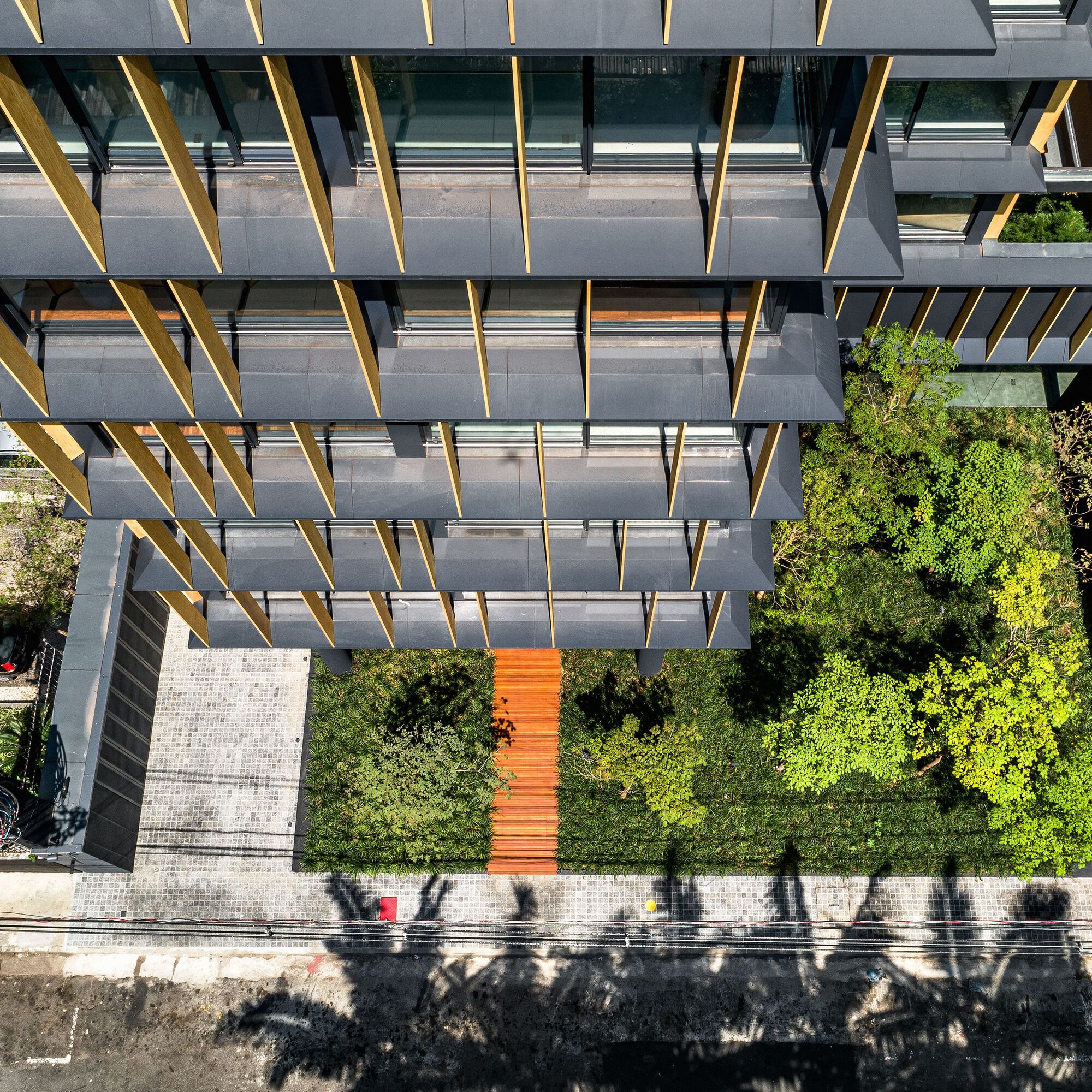 Nube Building