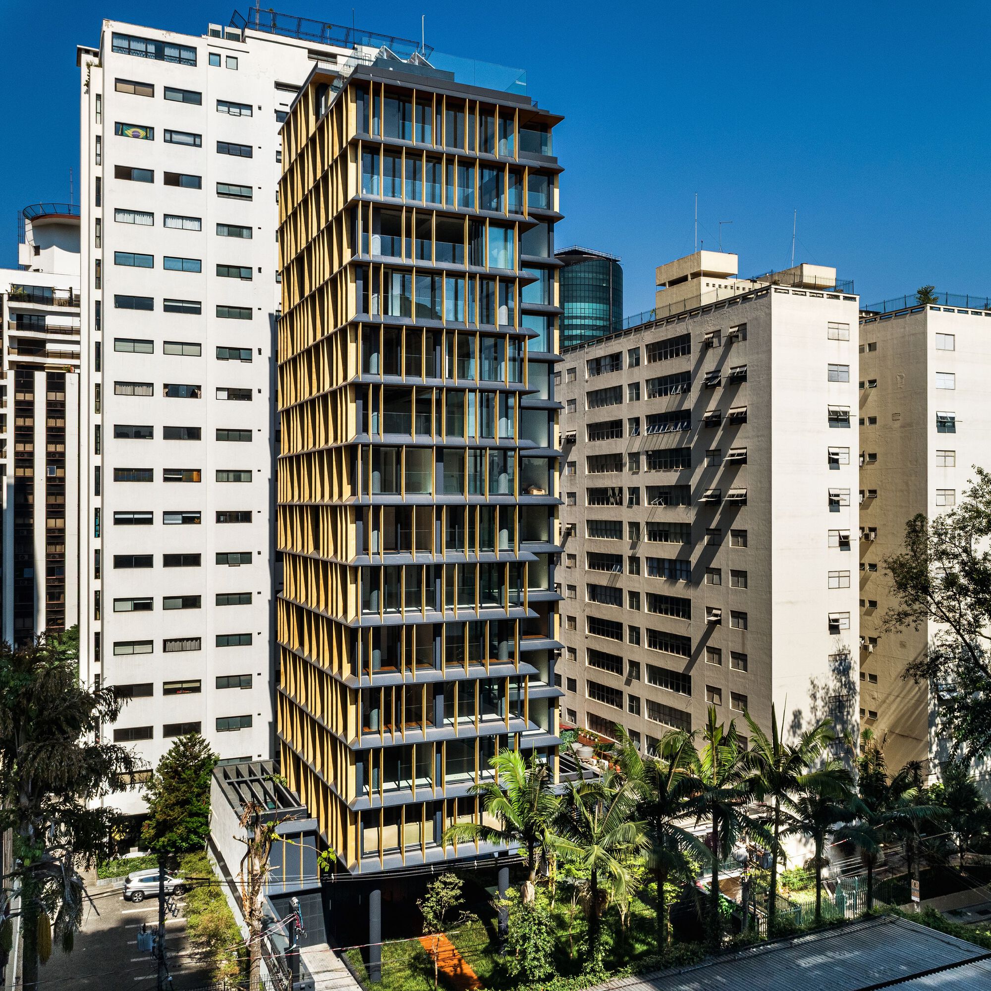 Nube Building