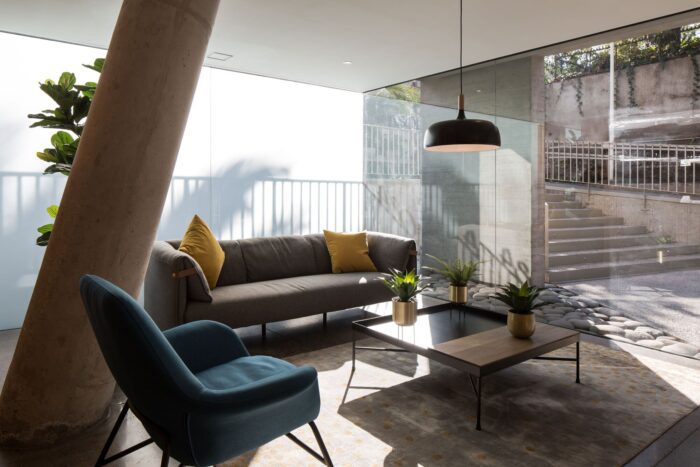 RDR 30 Apartment Building