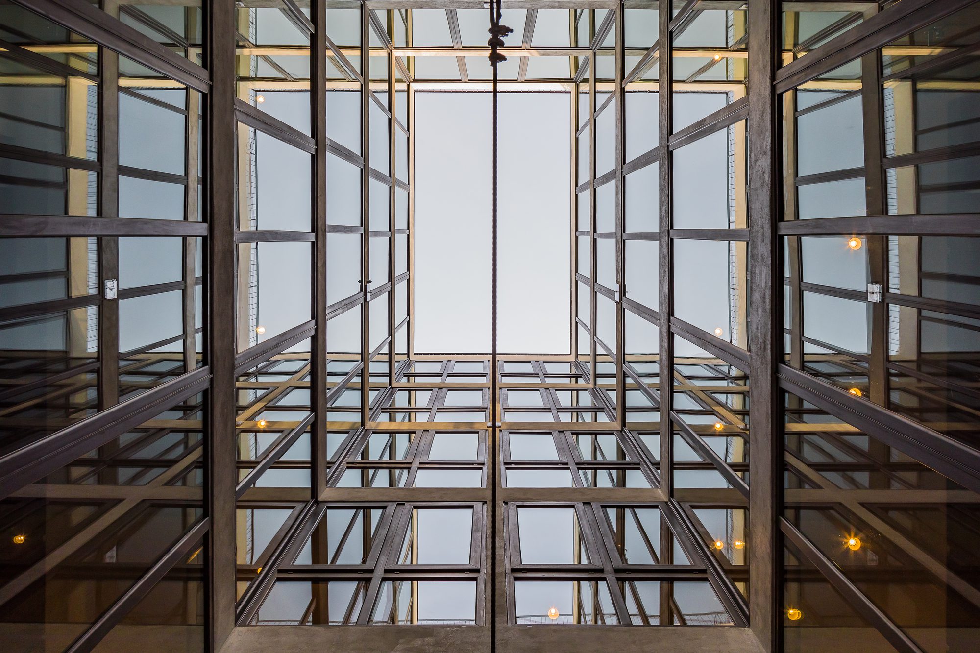 Division del Norte Building