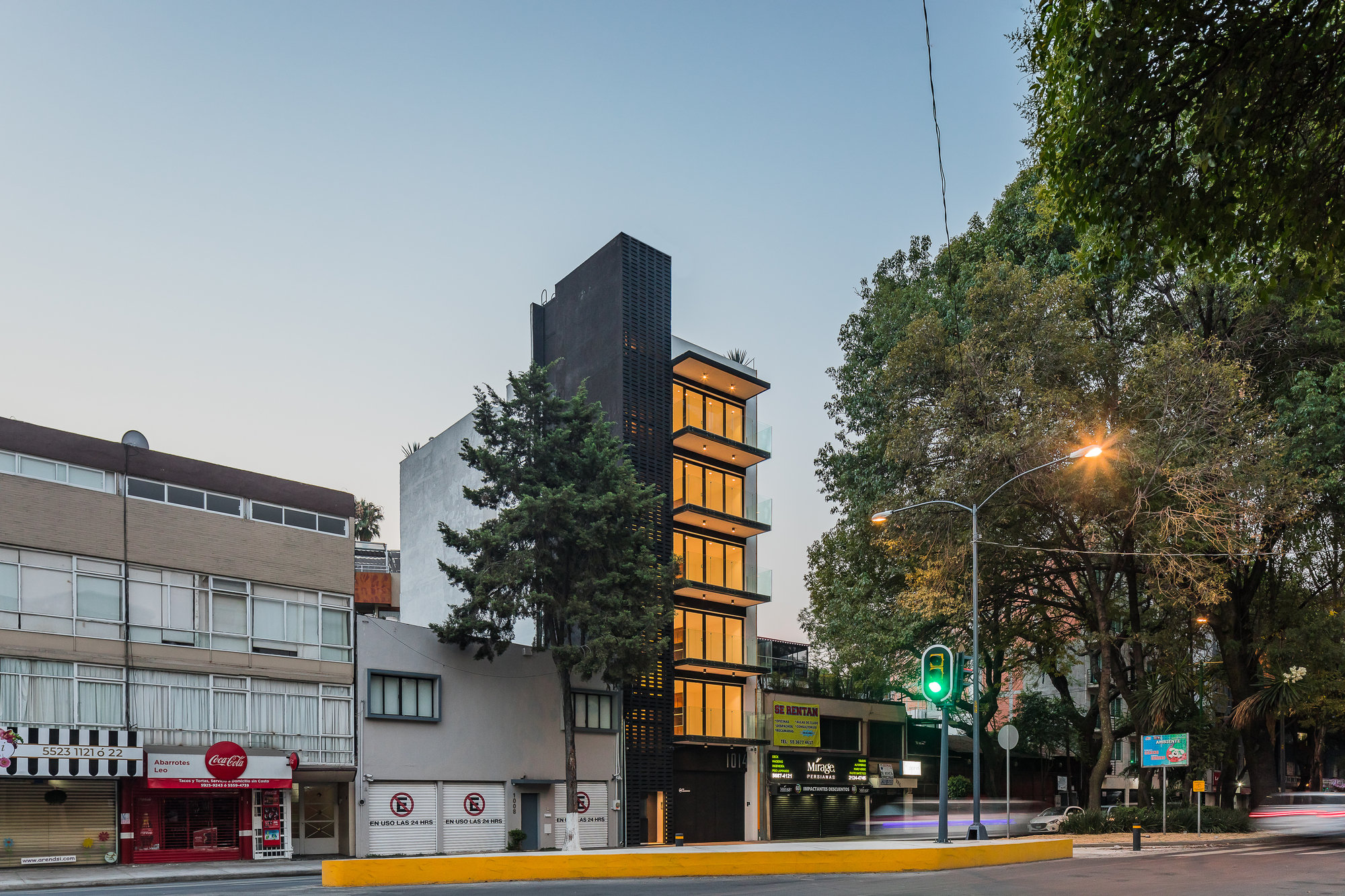Division del Norte Building