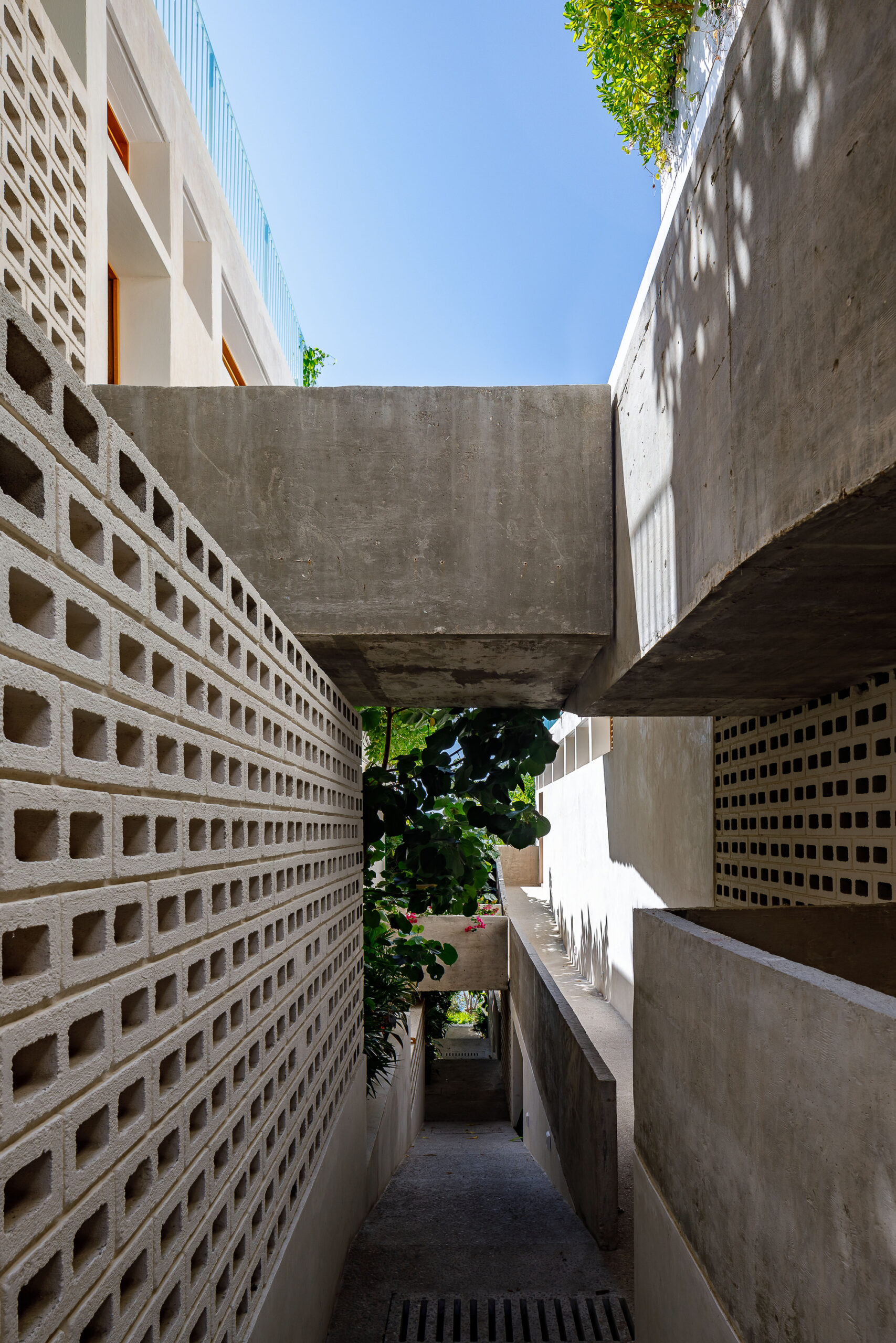 La Escondida Apartments