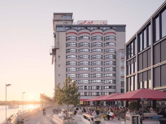 Kellogg's Bremen Hotel | Delugan Meissl Associated Architects