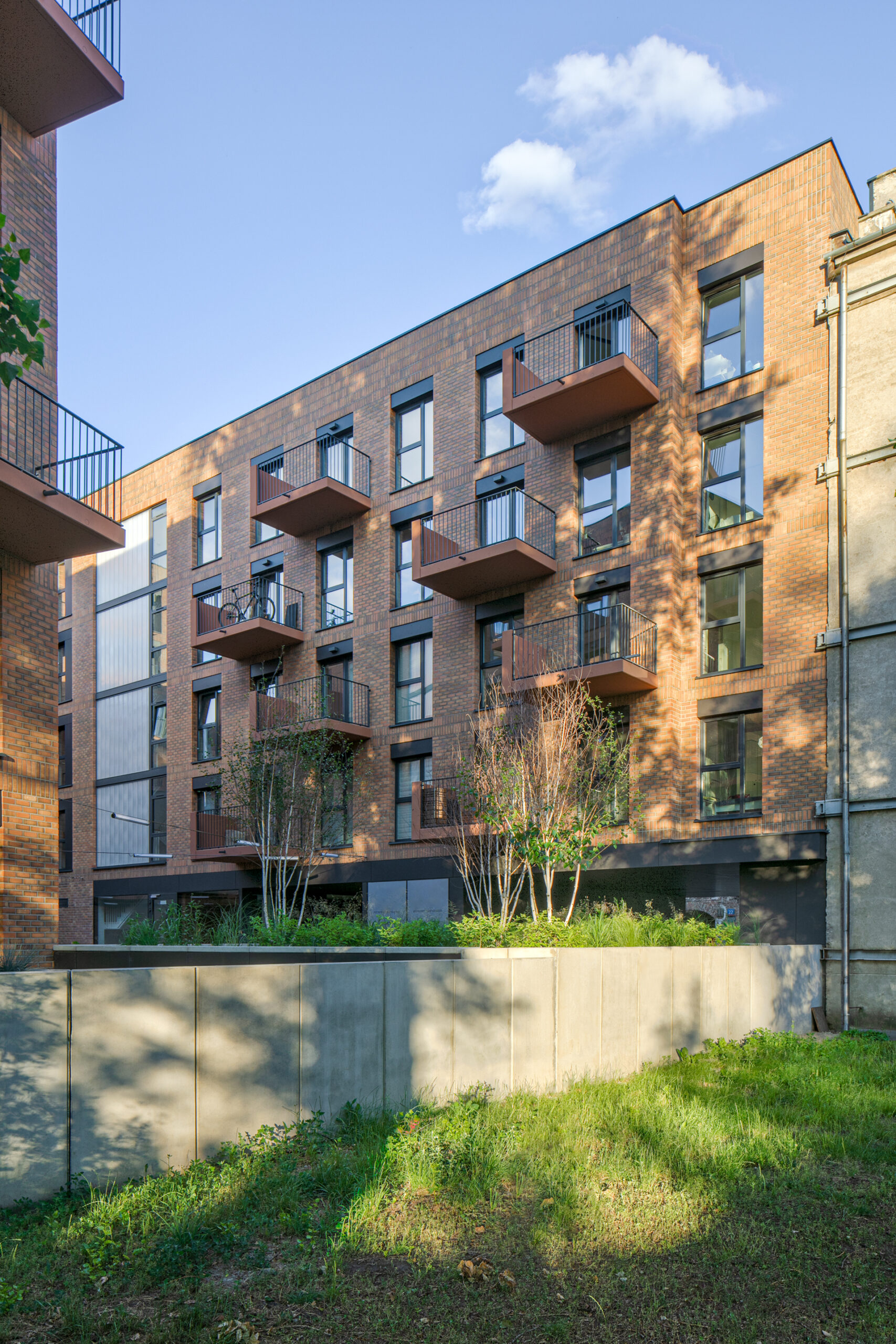 G19 Housing