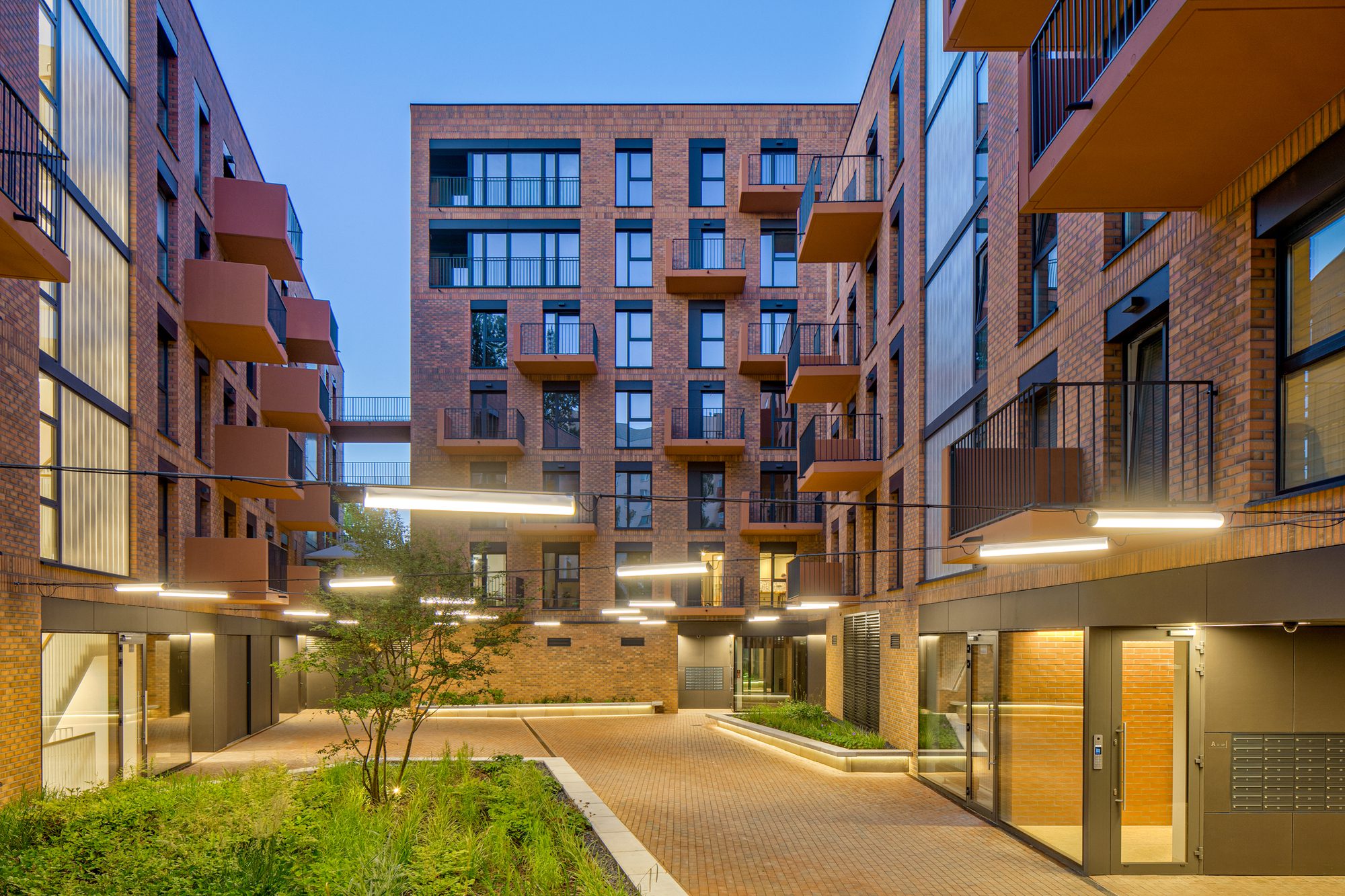 G19 Housing
