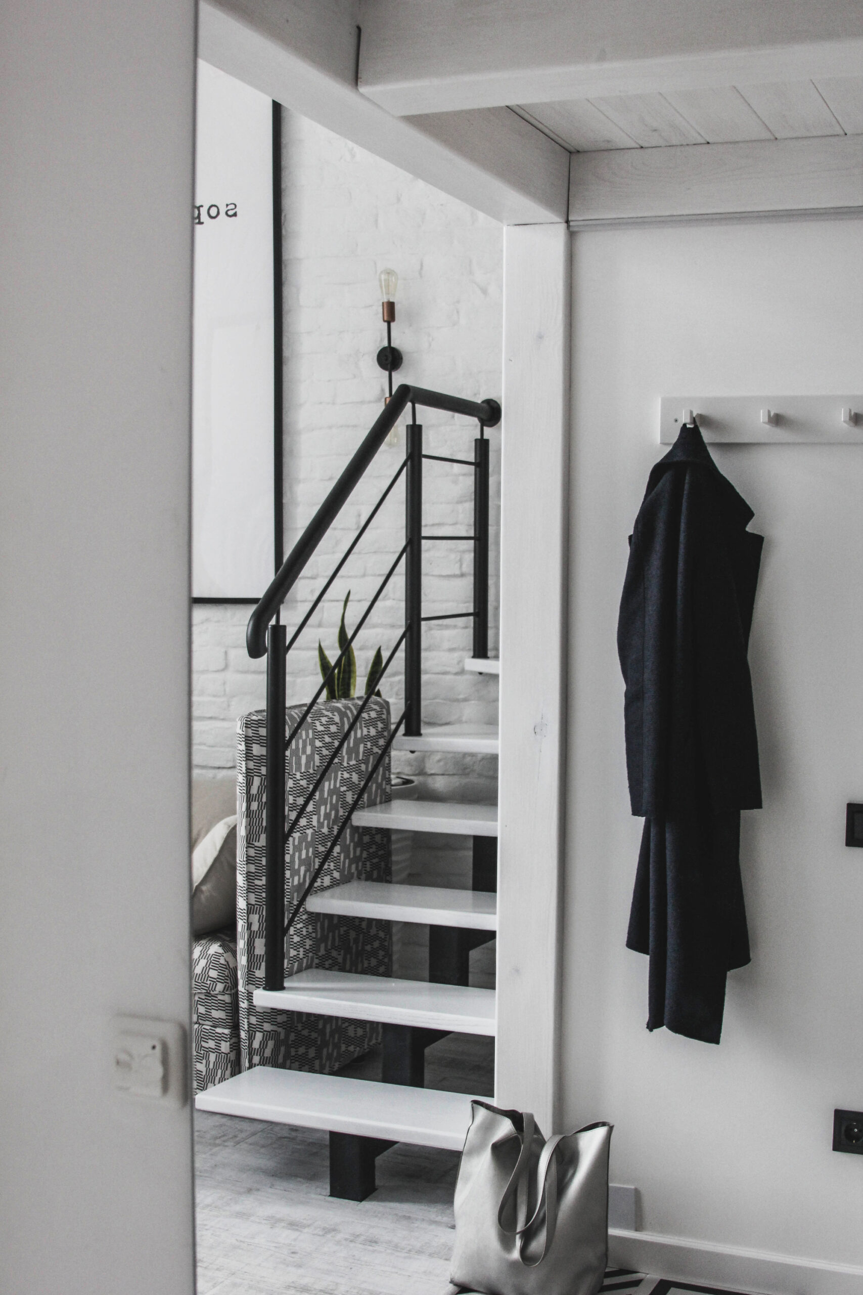 © Ross Helen and Bohdana Fedorovych4