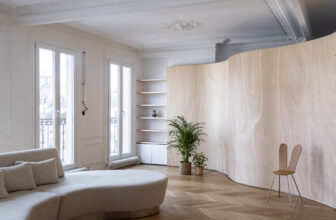 Wood Ribbon Apartment