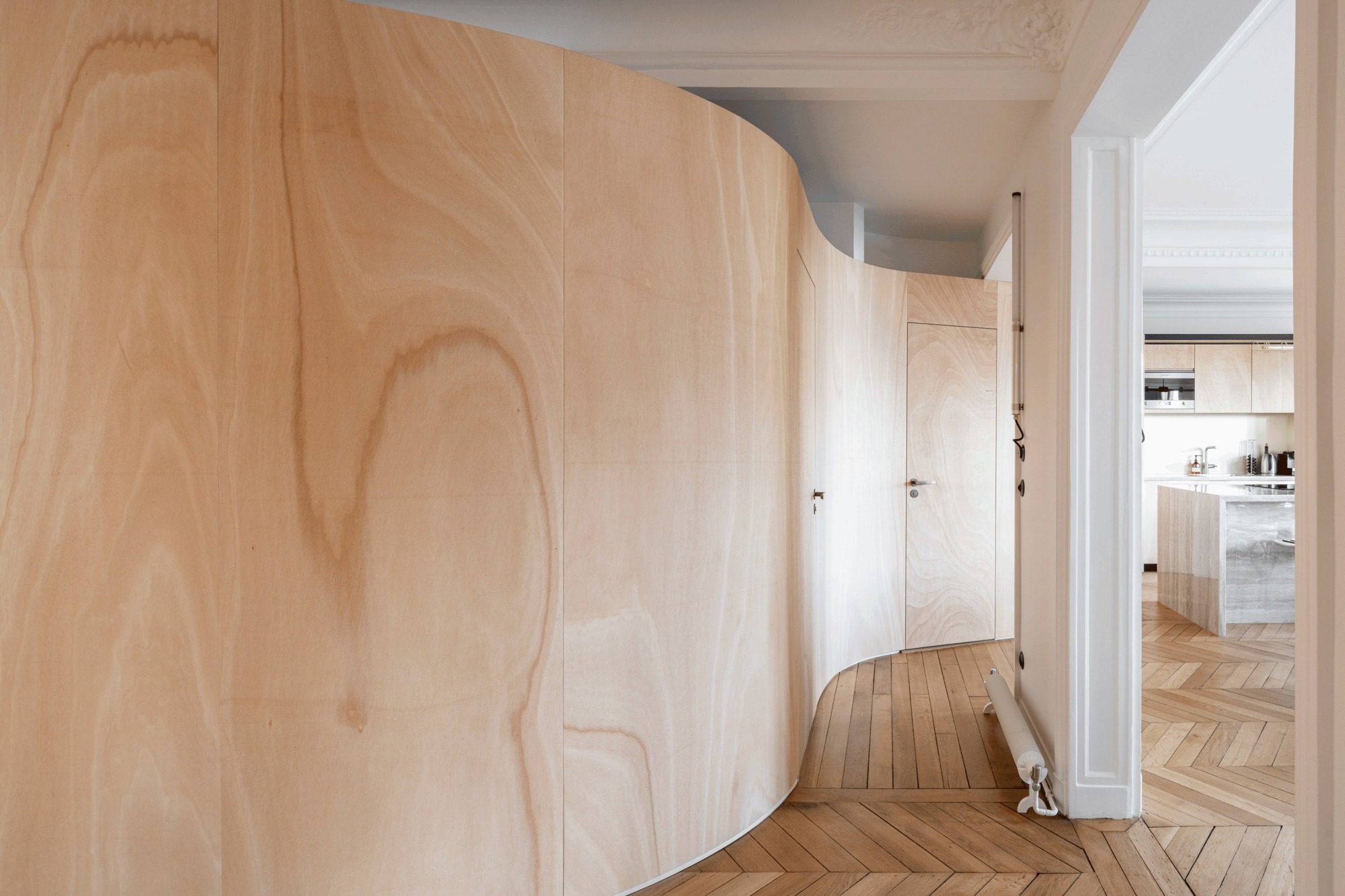 Wood Ribbon Apartment