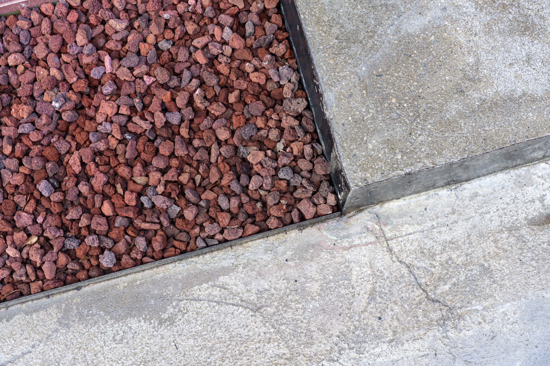 Three Planes Five Layers Apartment