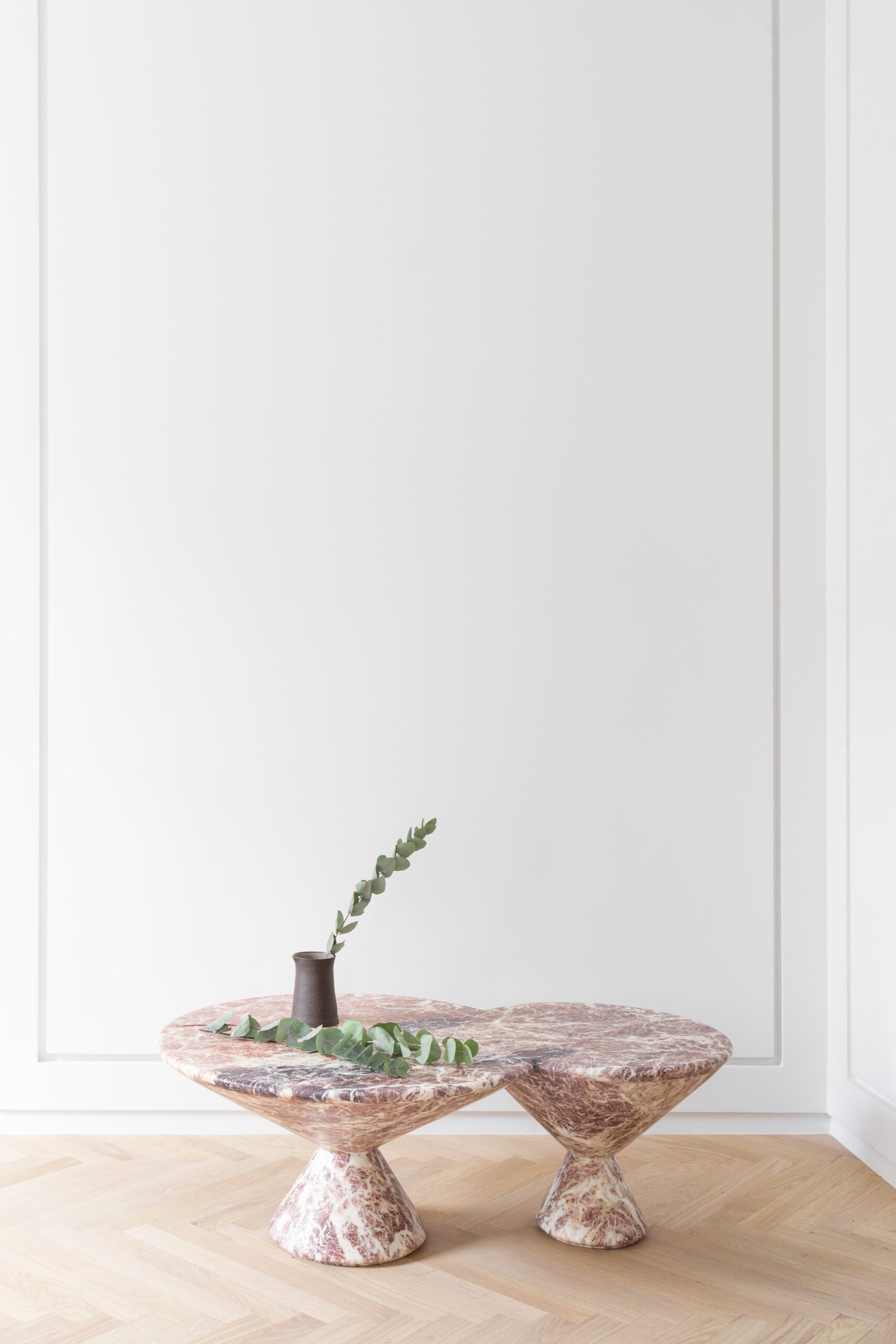 Apartment XVI
