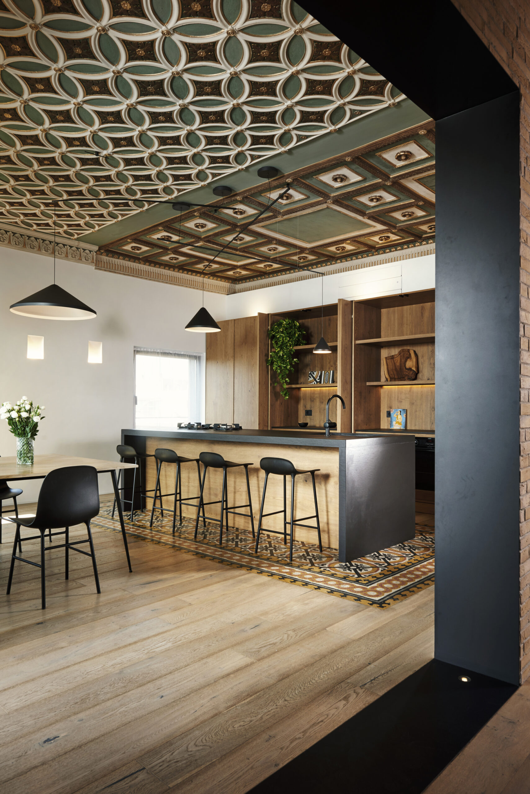 AR Penthouse