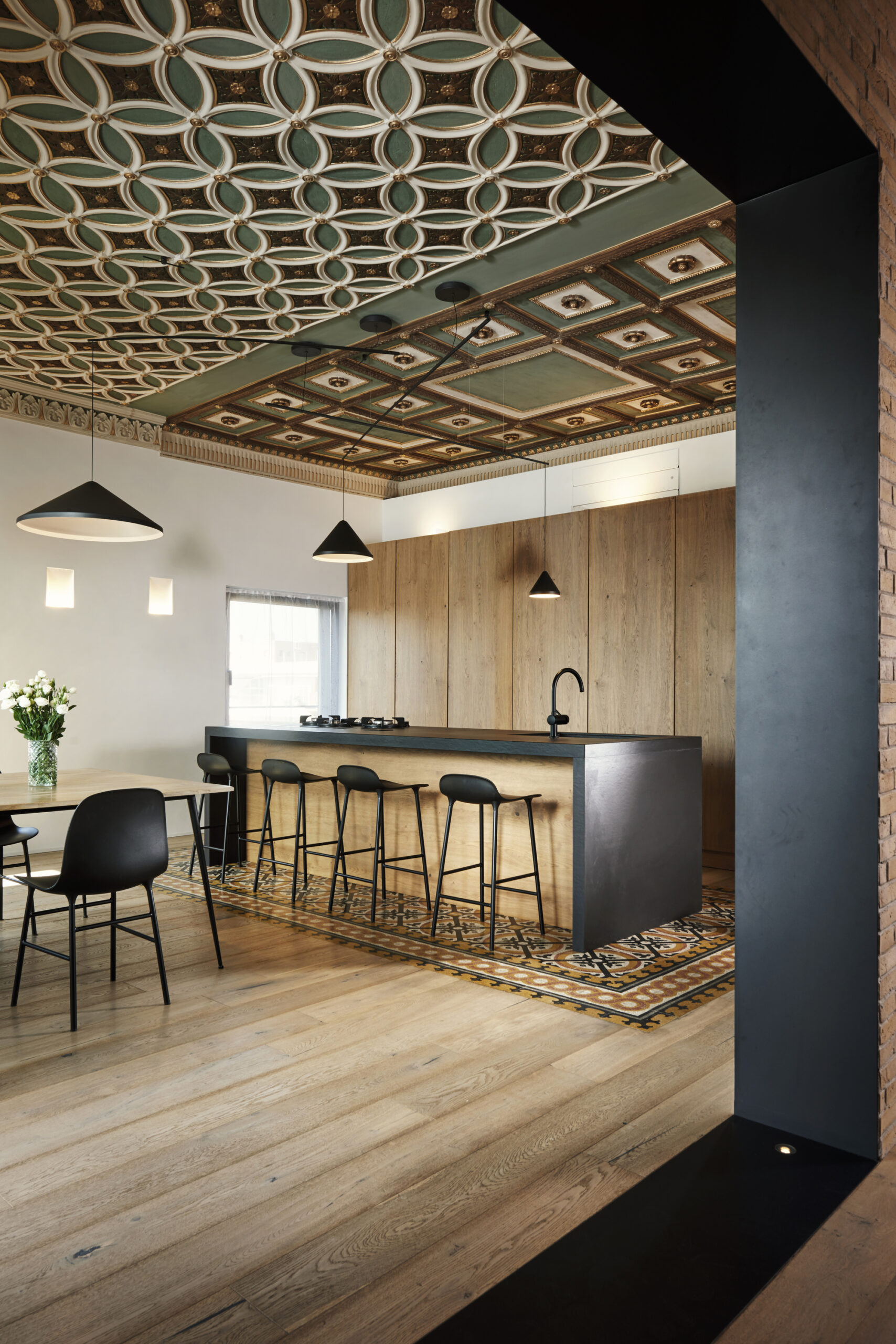 AR Penthouse