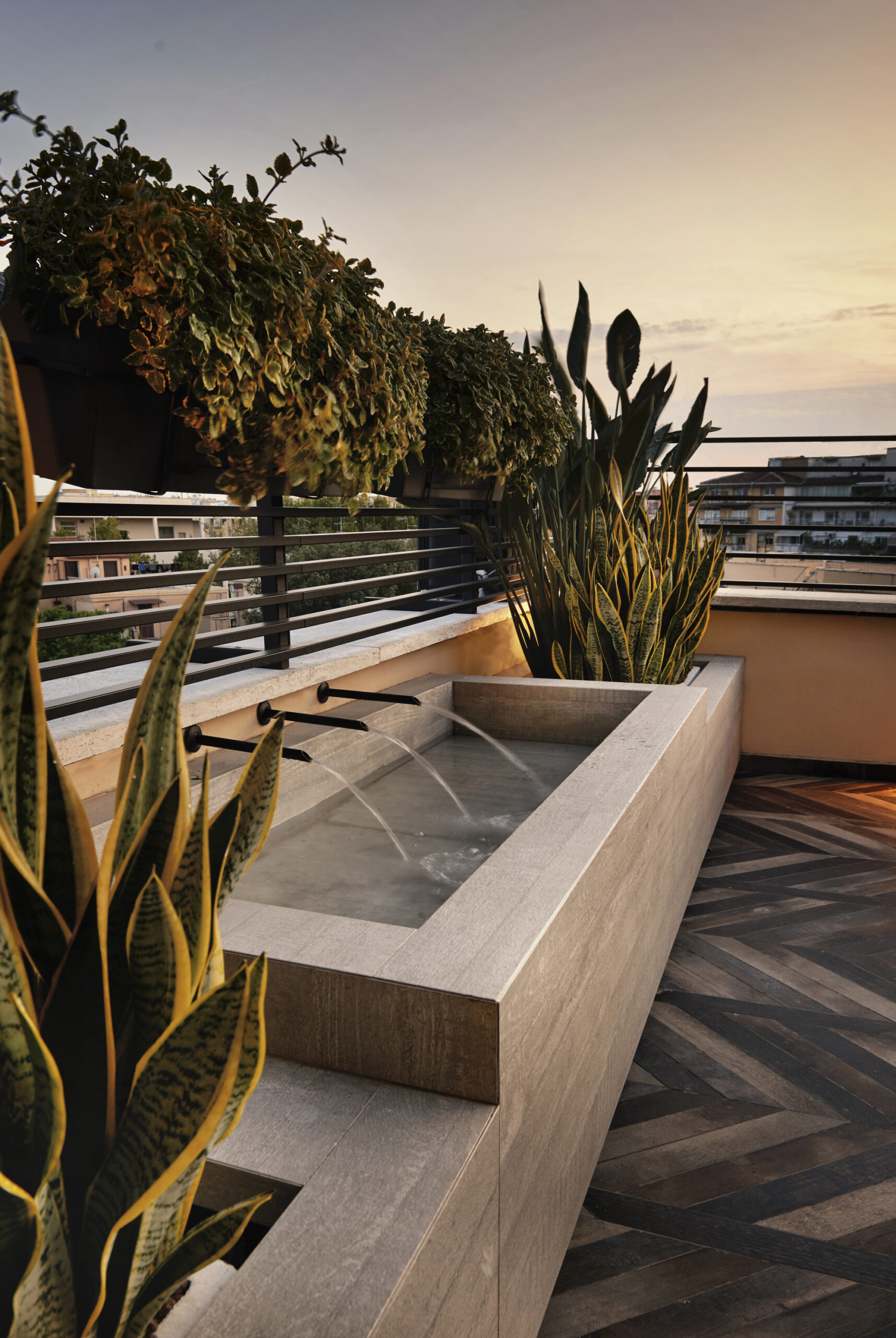 AR Penthouse