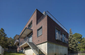 Gebauer Street Apartment
