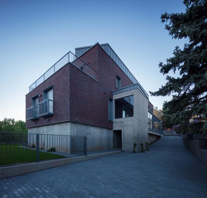 Gebauer Street Apartment 