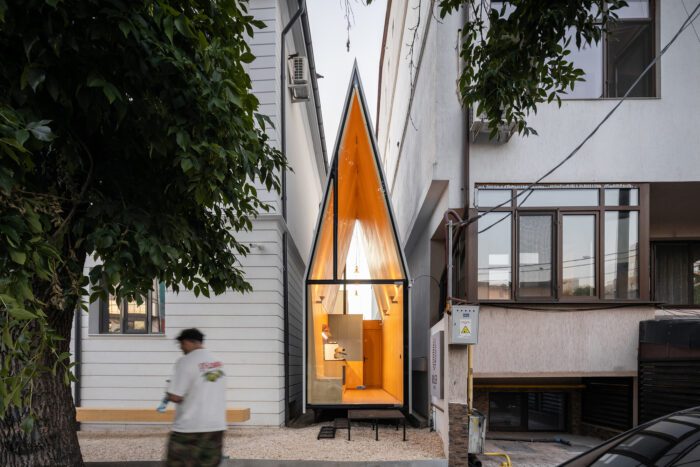 The Chapel - Jewel-Box Intervention | Vinklu