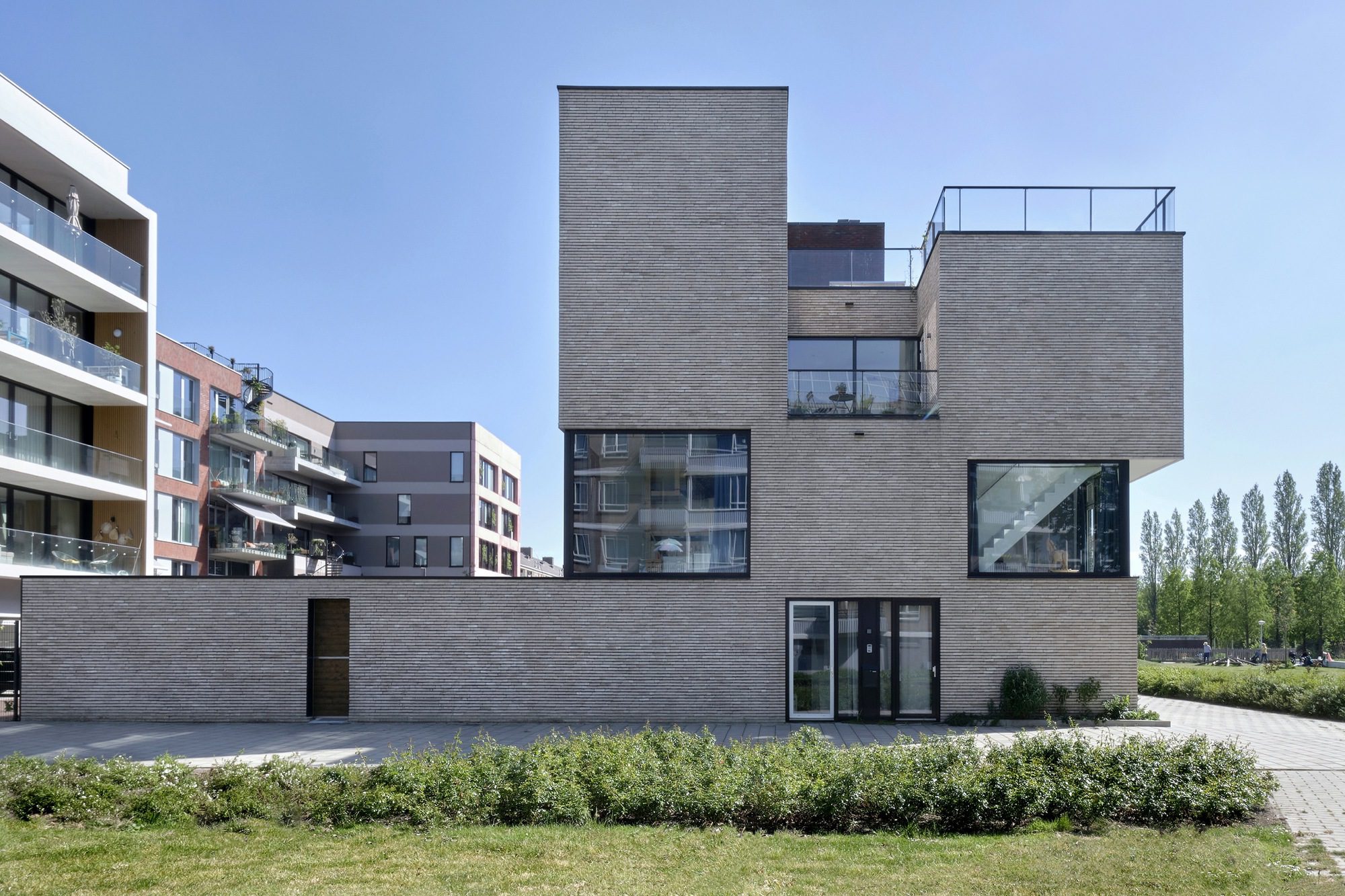 KKL13 Housing