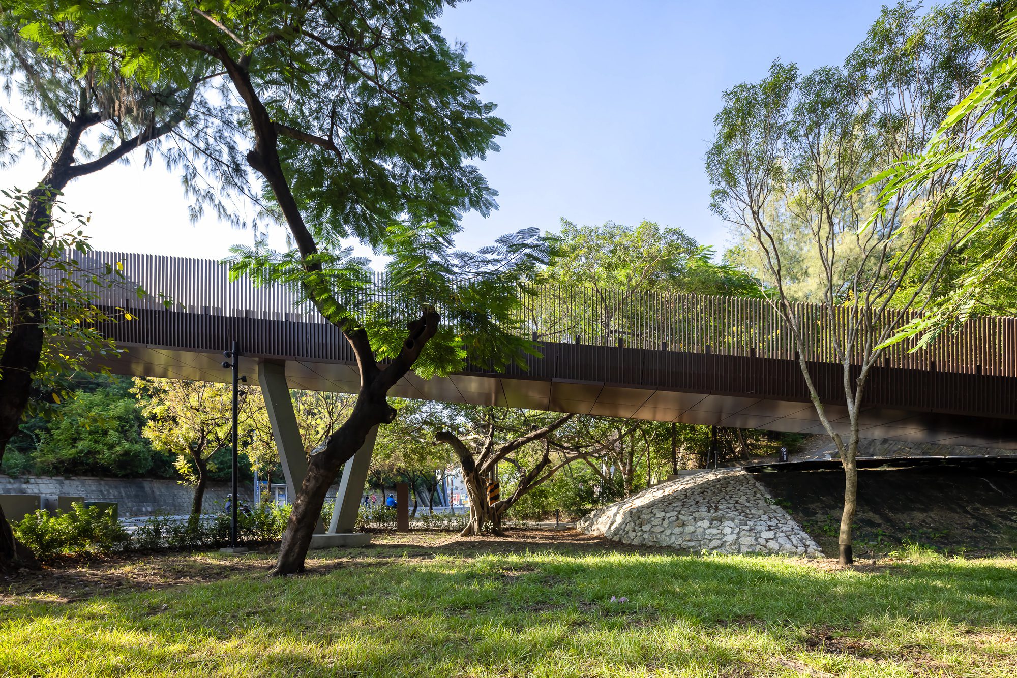 Old Fongshan City Wall Historic Route