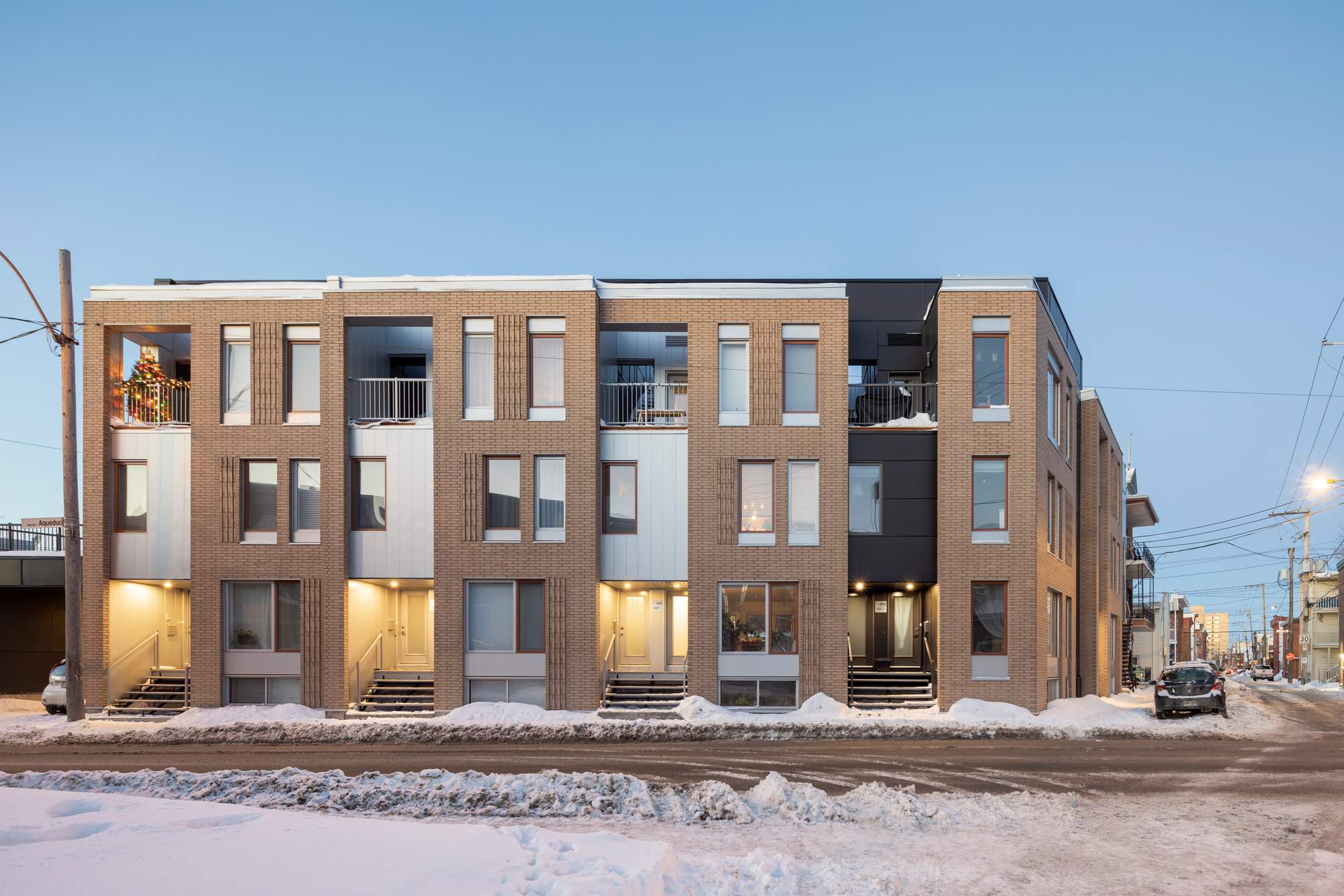 Ozias Apartments