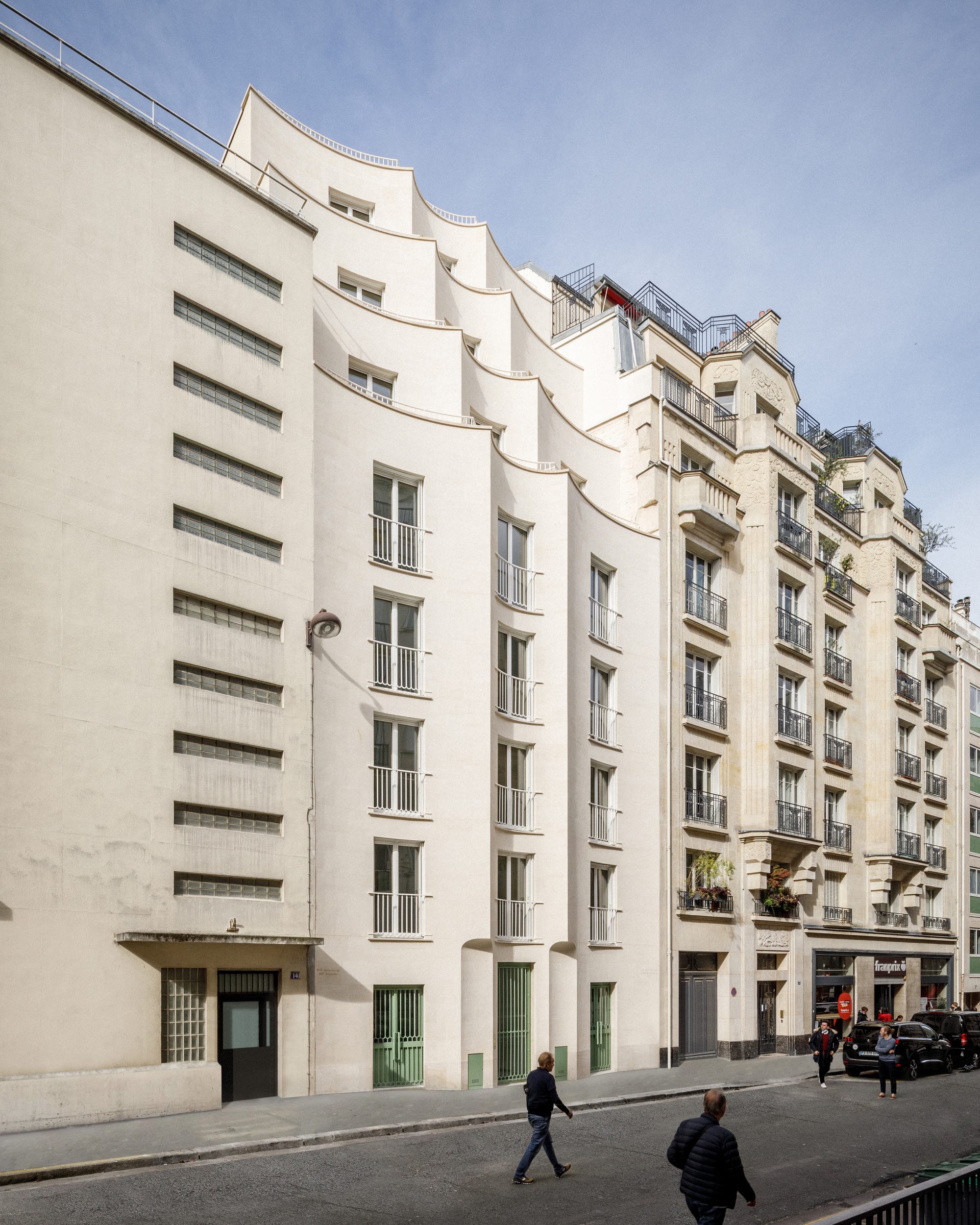 8 Housing Units in Rue Jean-Bart