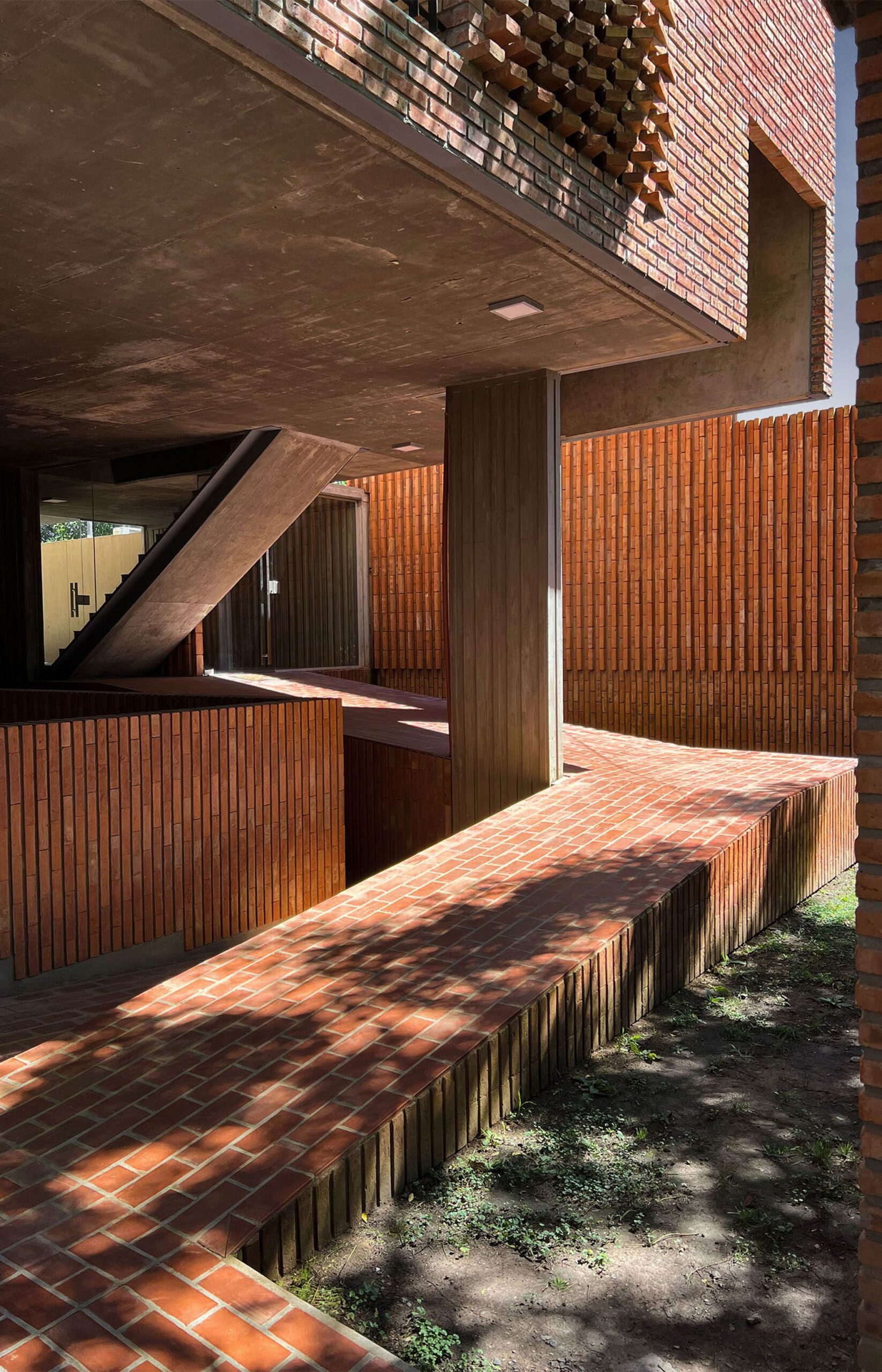 Damero Building