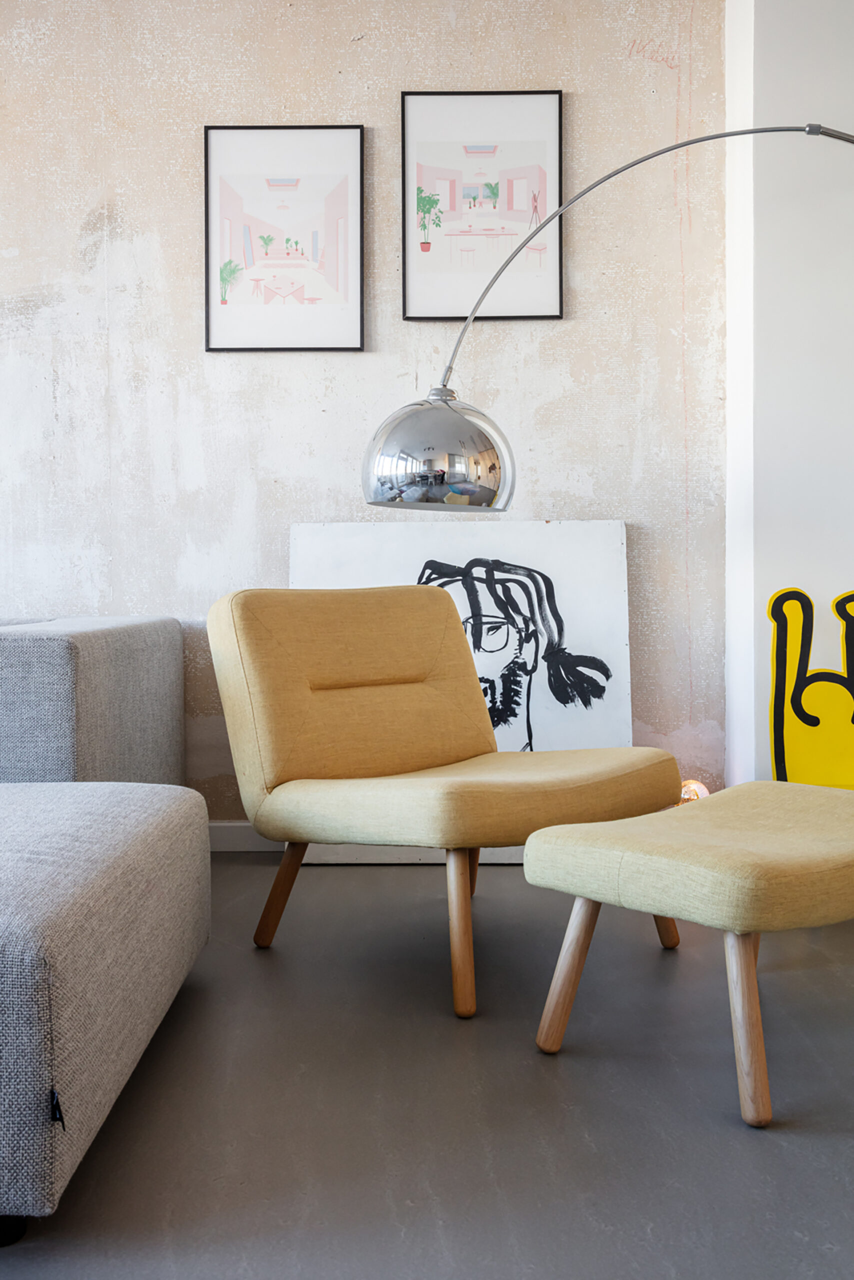 Domesticated Square Apartment