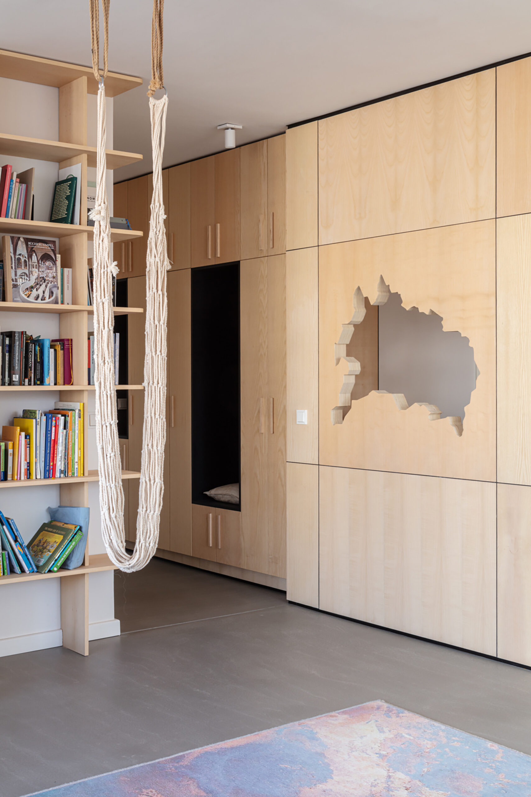 Domesticated Square Apartment