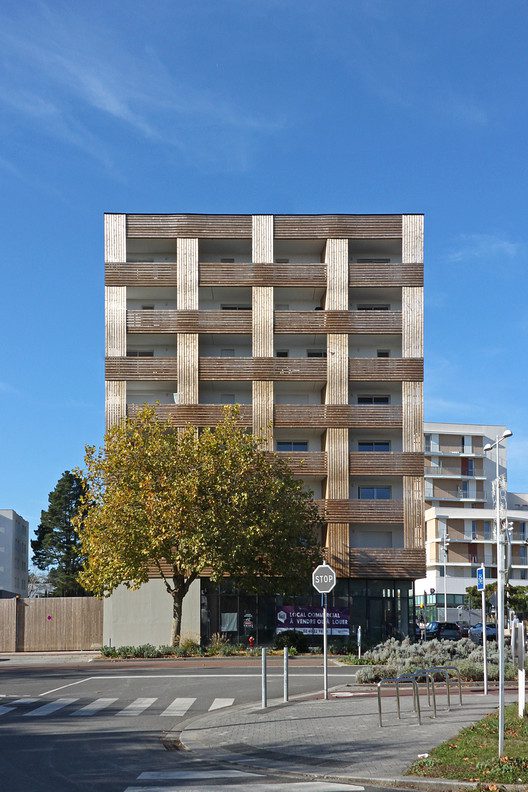 JBA Xavier Brunet FLOREAL 02