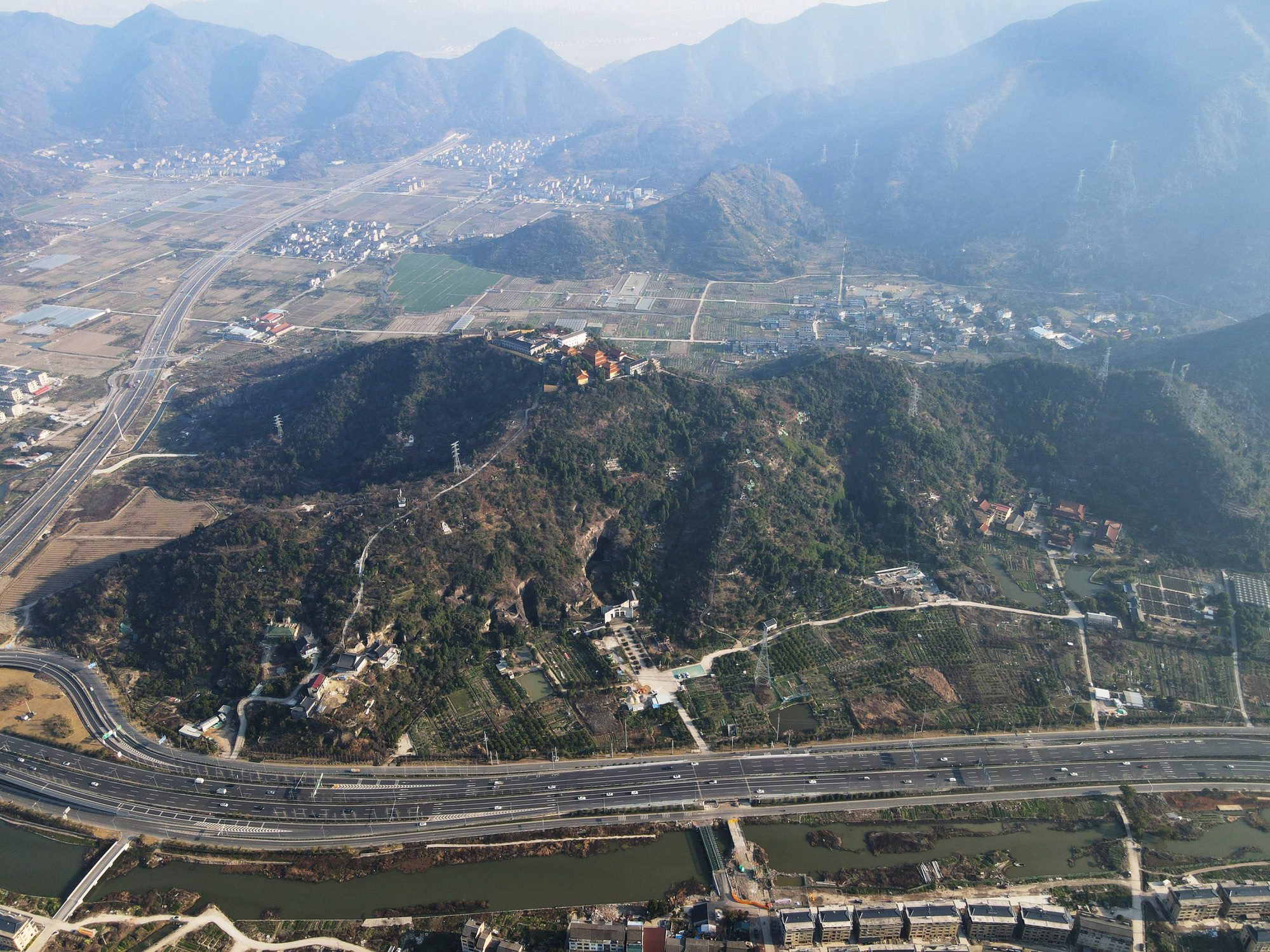 Huangyan Quarry Cultural & Art Center