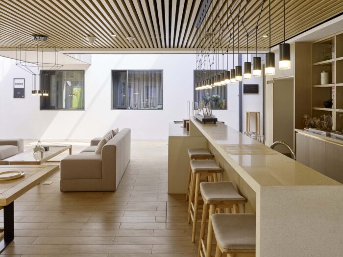 restaurant. Image © Randhir Singh4