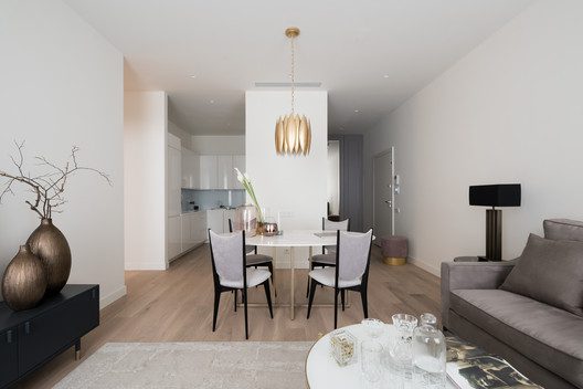 Sovremennik Residential Building Extension