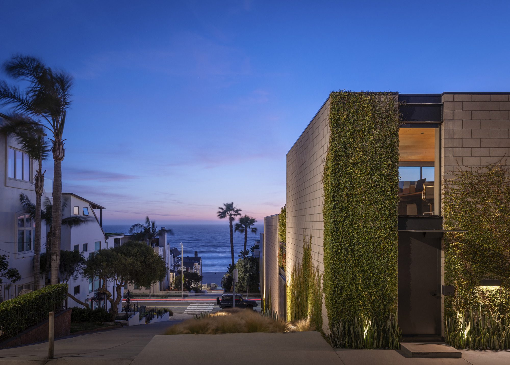 Manhattan Beach Residence