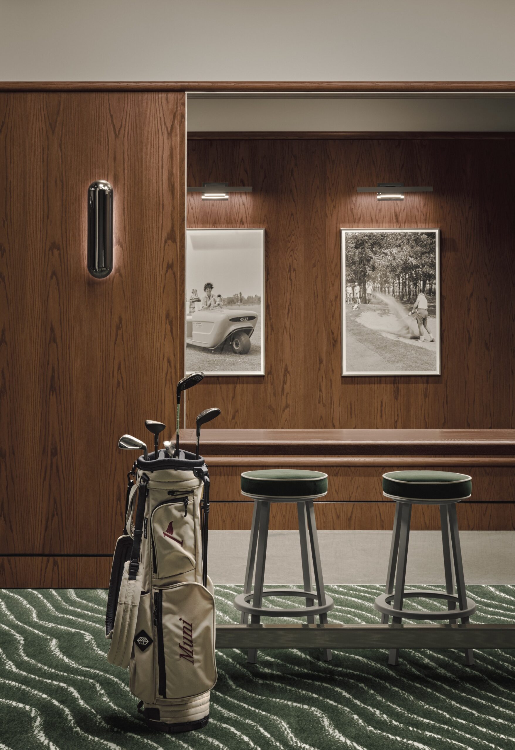MUNI Indoor Golf Club