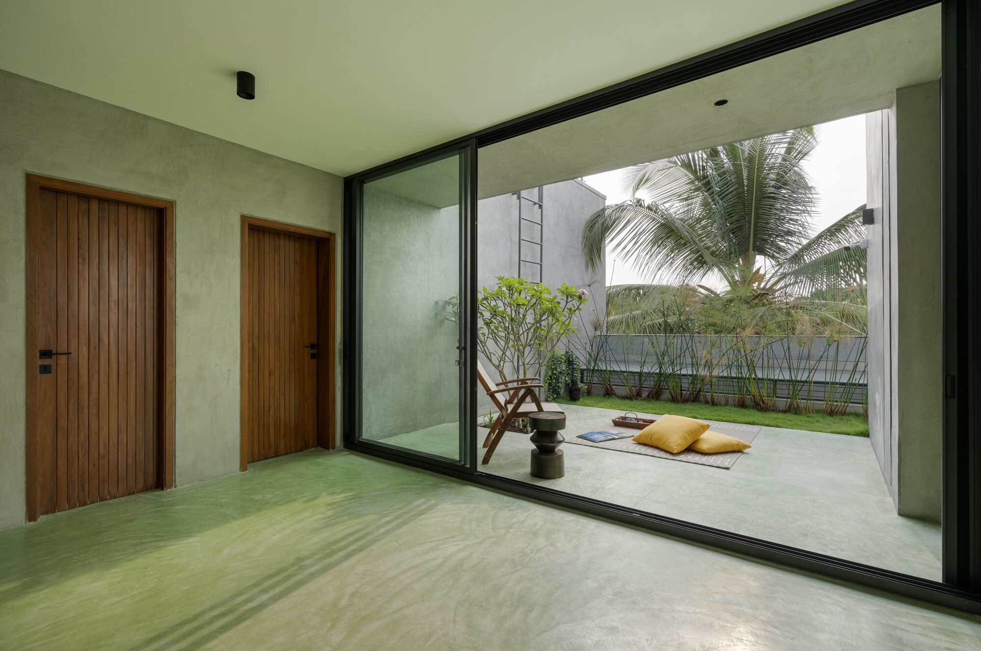 Heirlooms in Concrete